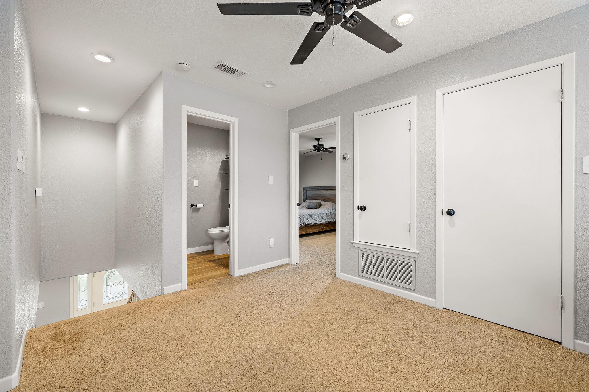 108 Independence Dr, Liberty Hill, TX 78642