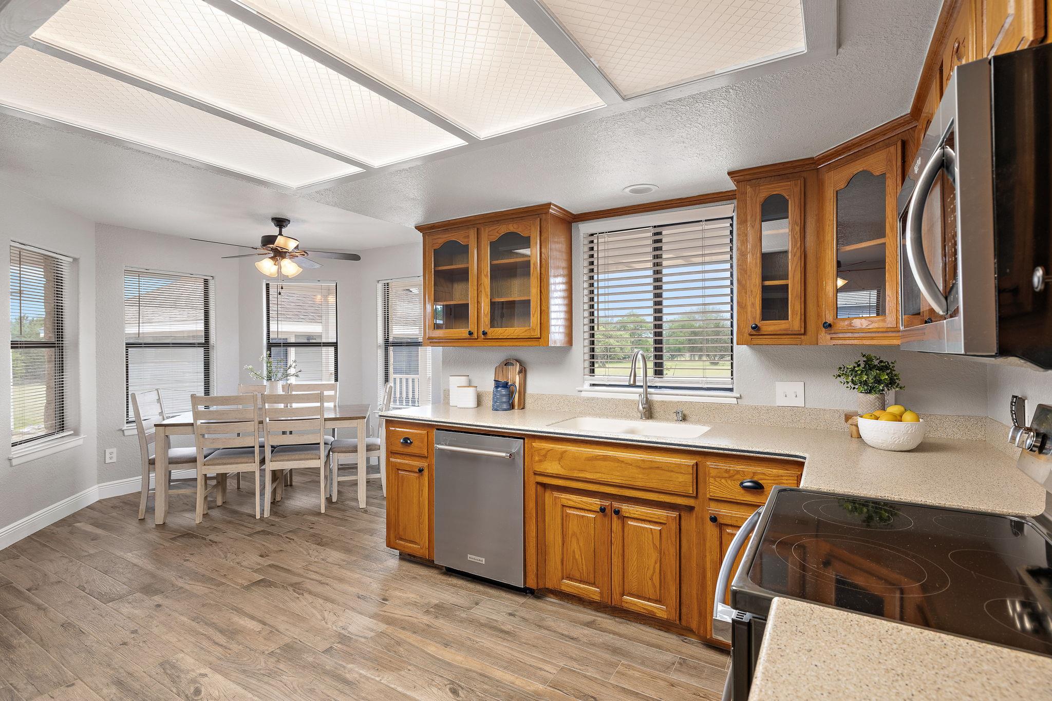 108 Independence Dr, Liberty Hill, TX 78642