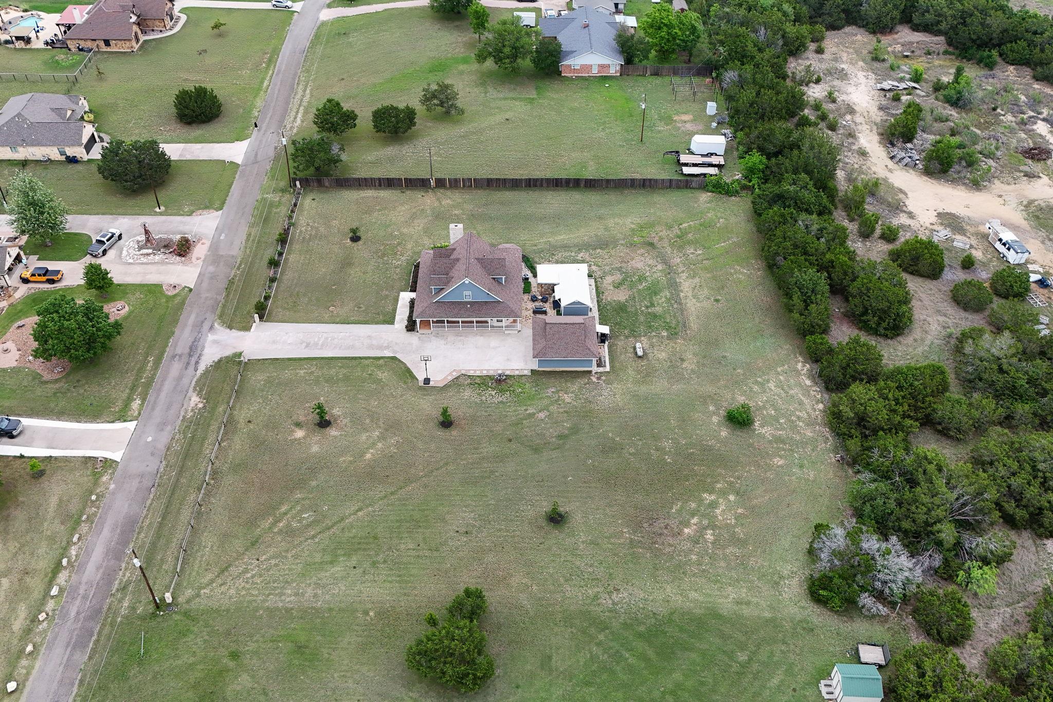 108 Independence Dr, Liberty Hill, TX 78642