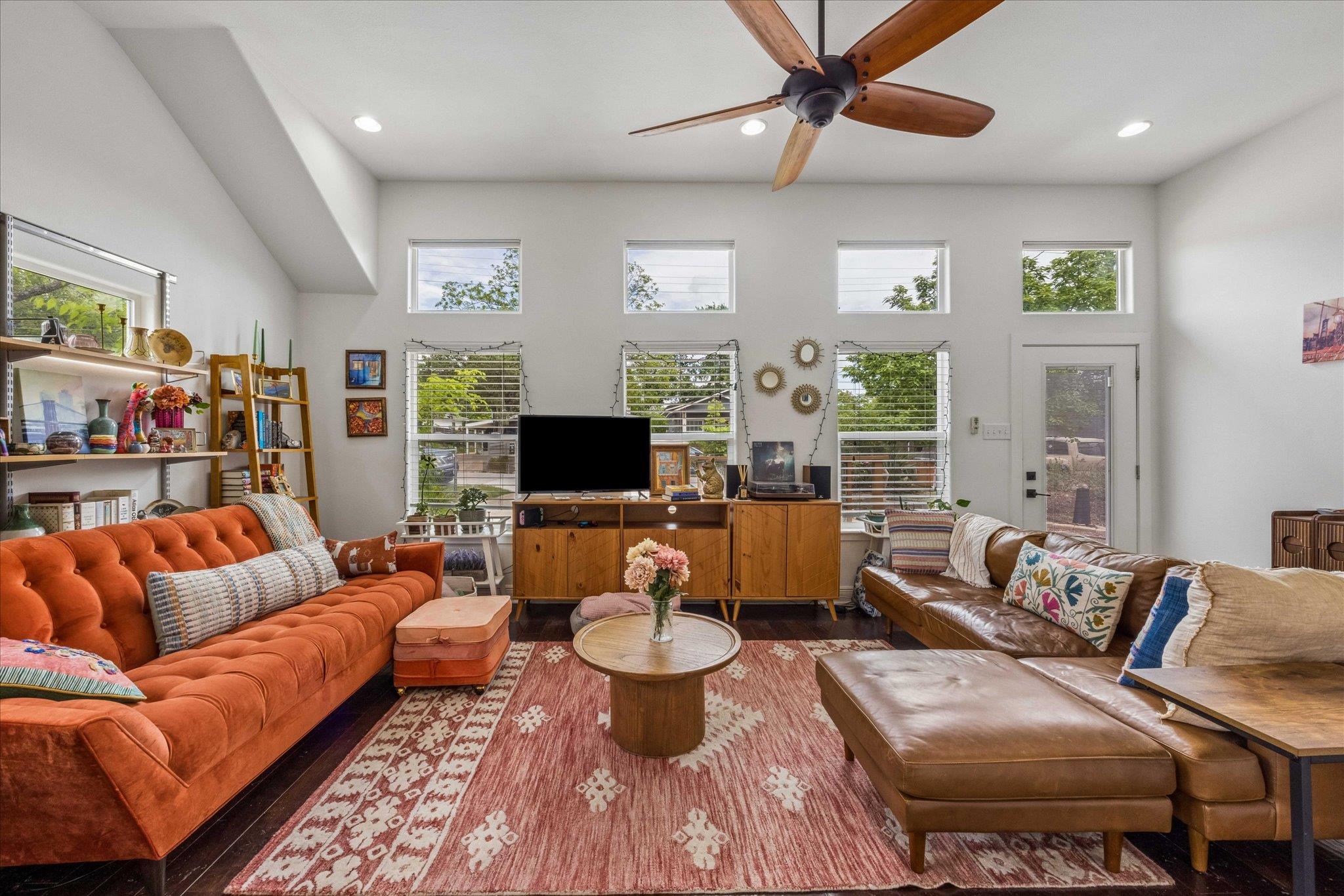 1800 Deloney St, Austin, TX 78721