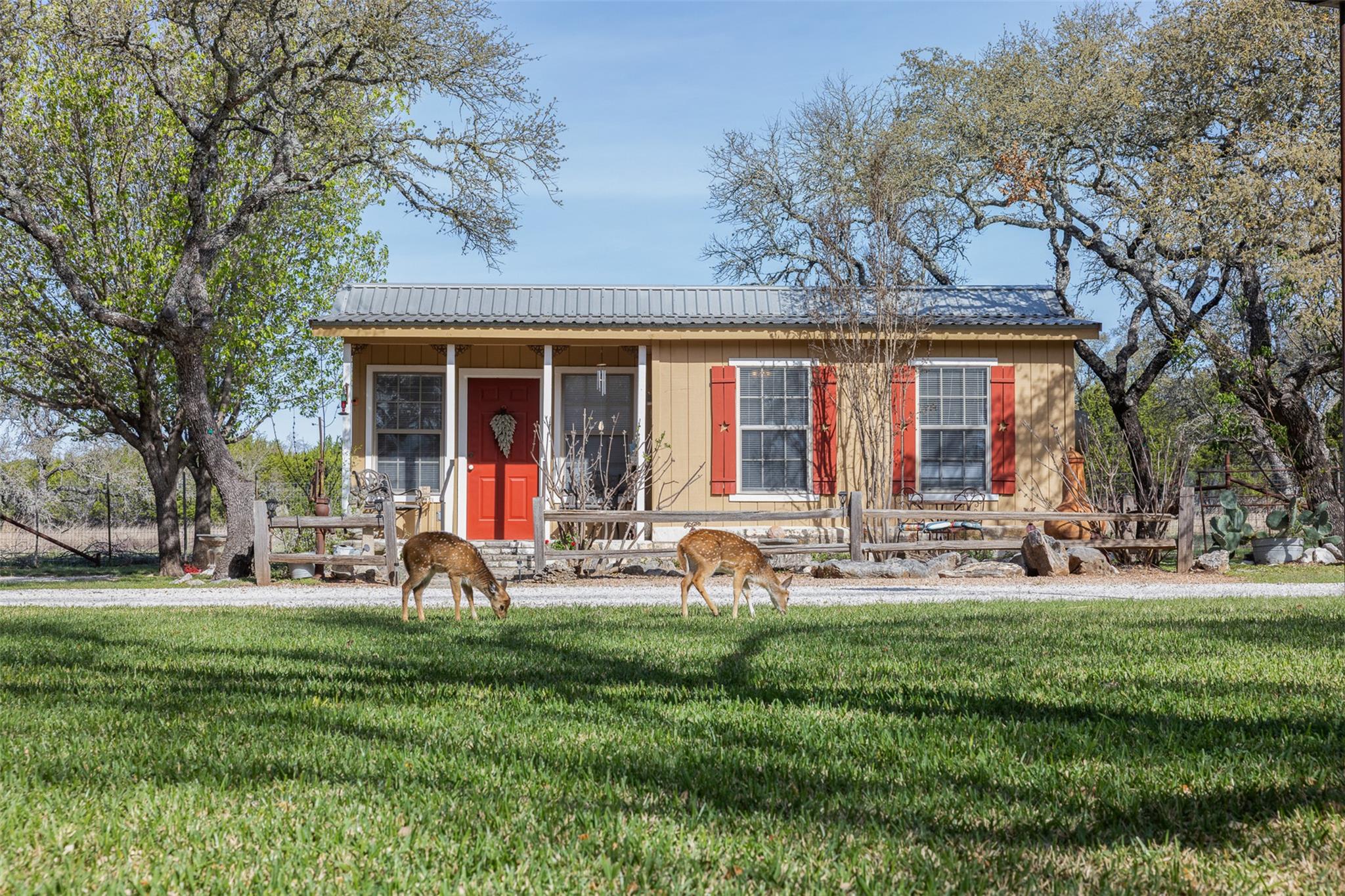 8901 County Road 108, Burnet, TX 78611
