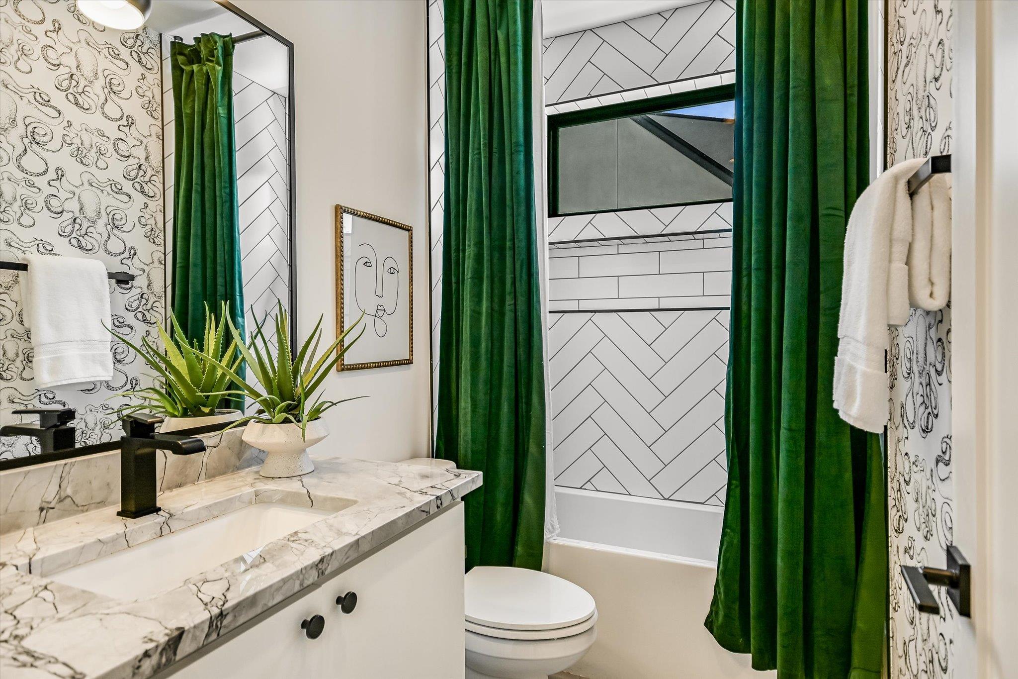 1712 Nash Ave # A, Austin, TX 78704