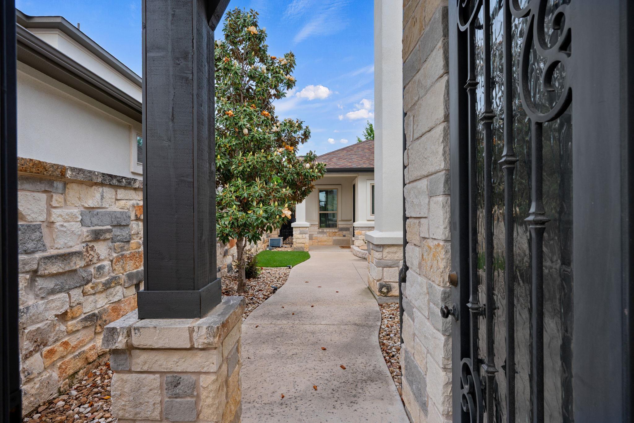 401 Skyflower Dr, Georgetown, TX 78628