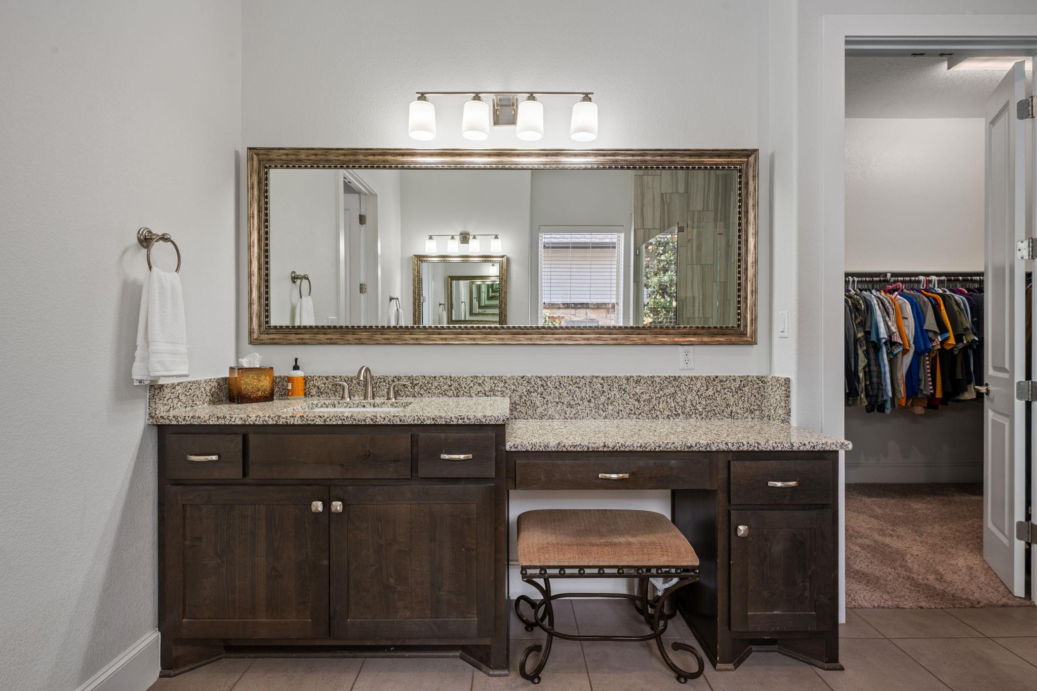 401 Skyflower Dr, Georgetown, TX 78628