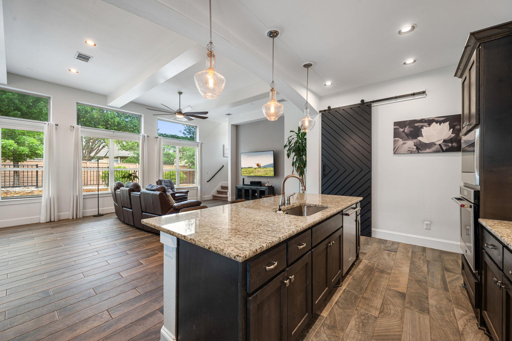 401 Skyflower Dr, Georgetown, TX 78628