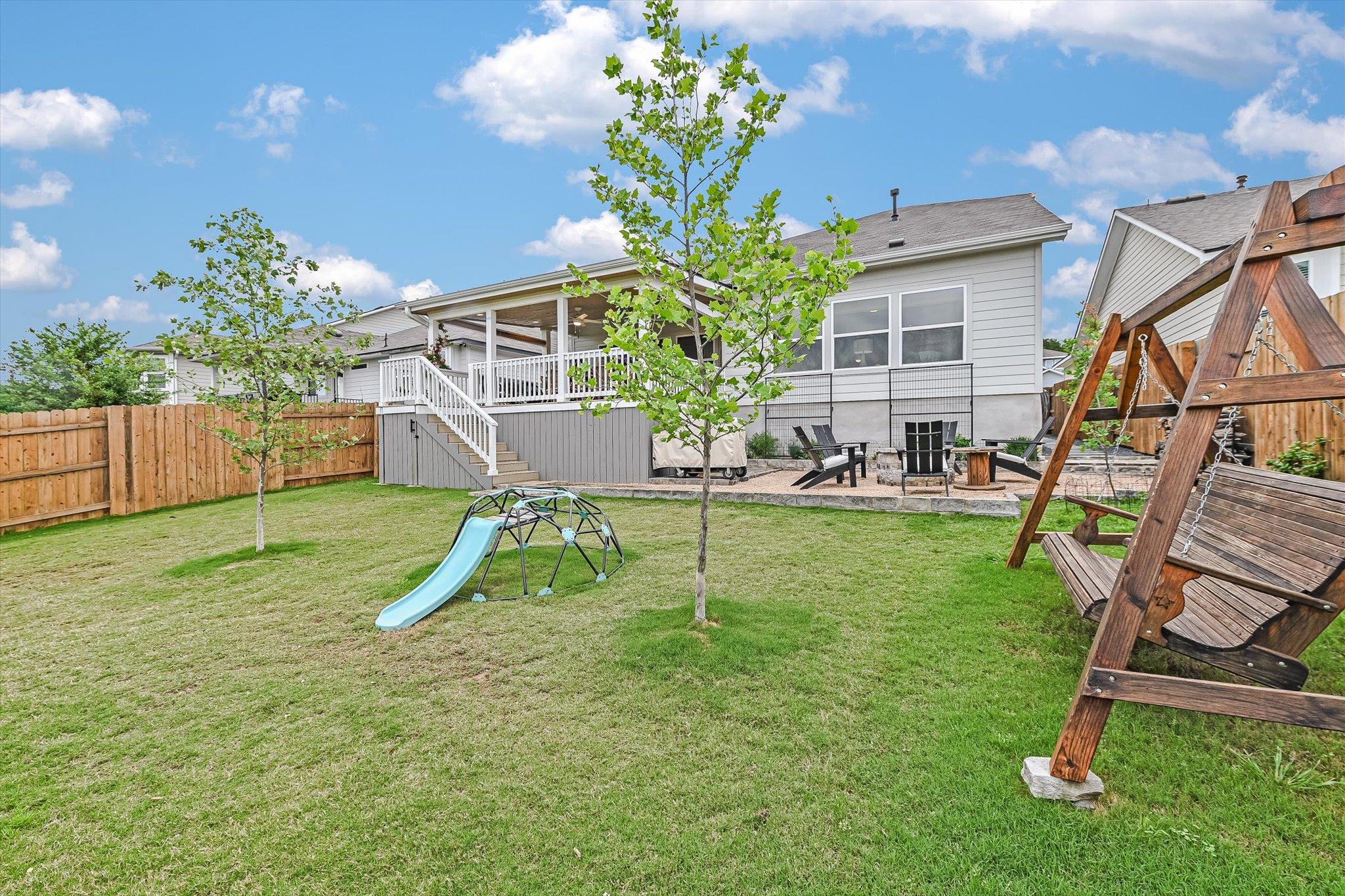 125 Broken Oak Dr, Liberty Hill, TX 78642