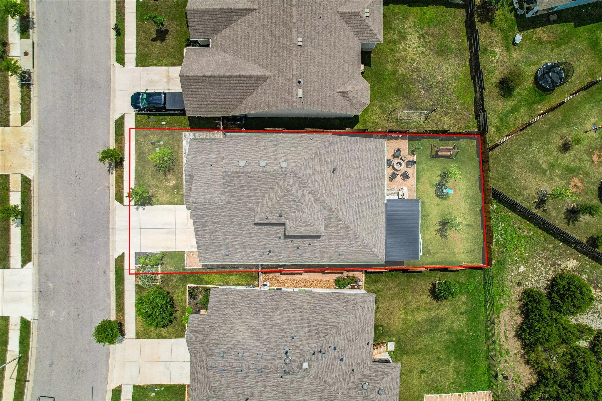 125 Broken Oak Dr, Liberty Hill, TX 78642