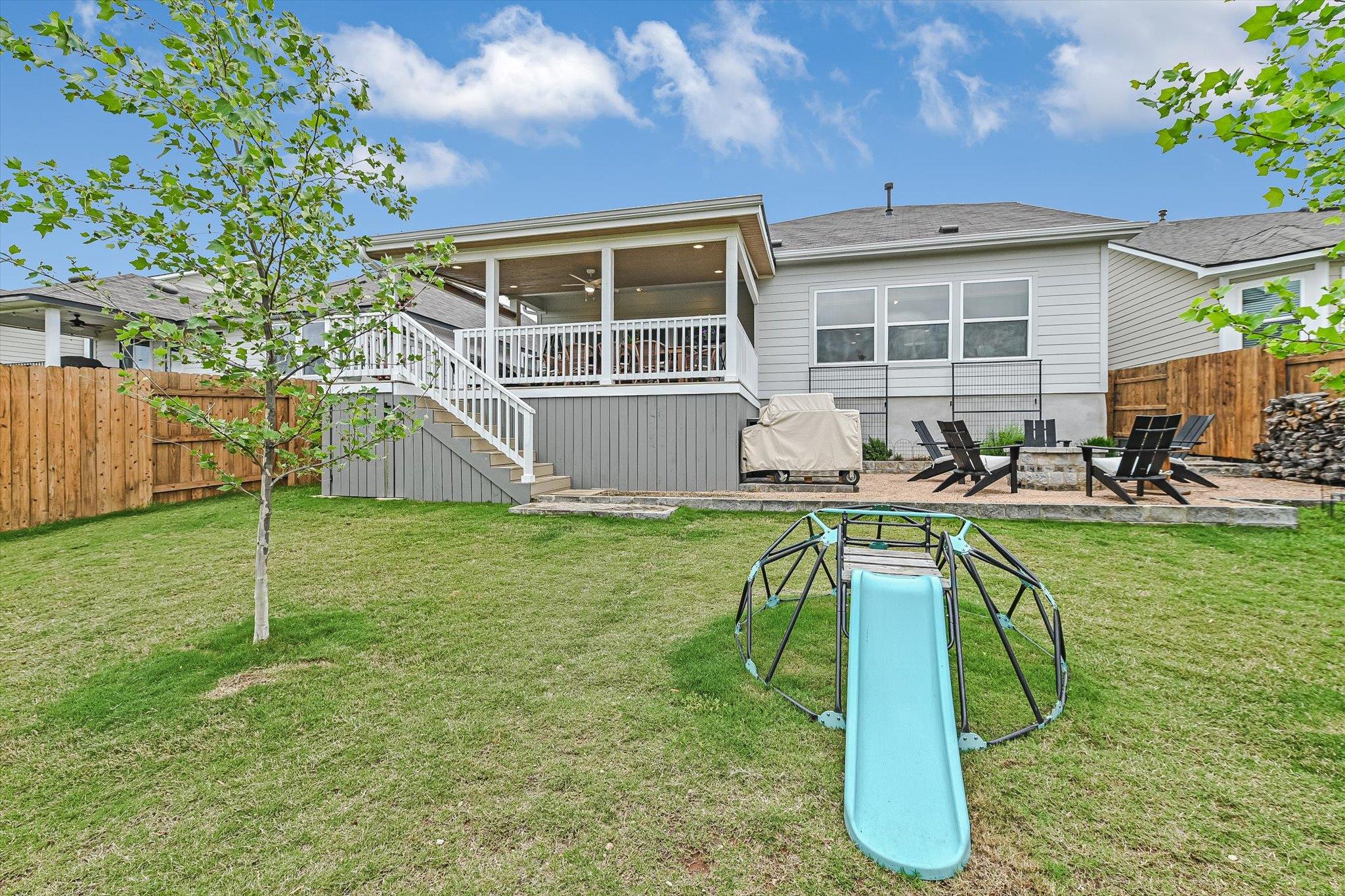 125 Broken Oak Dr, Liberty Hill, TX 78642