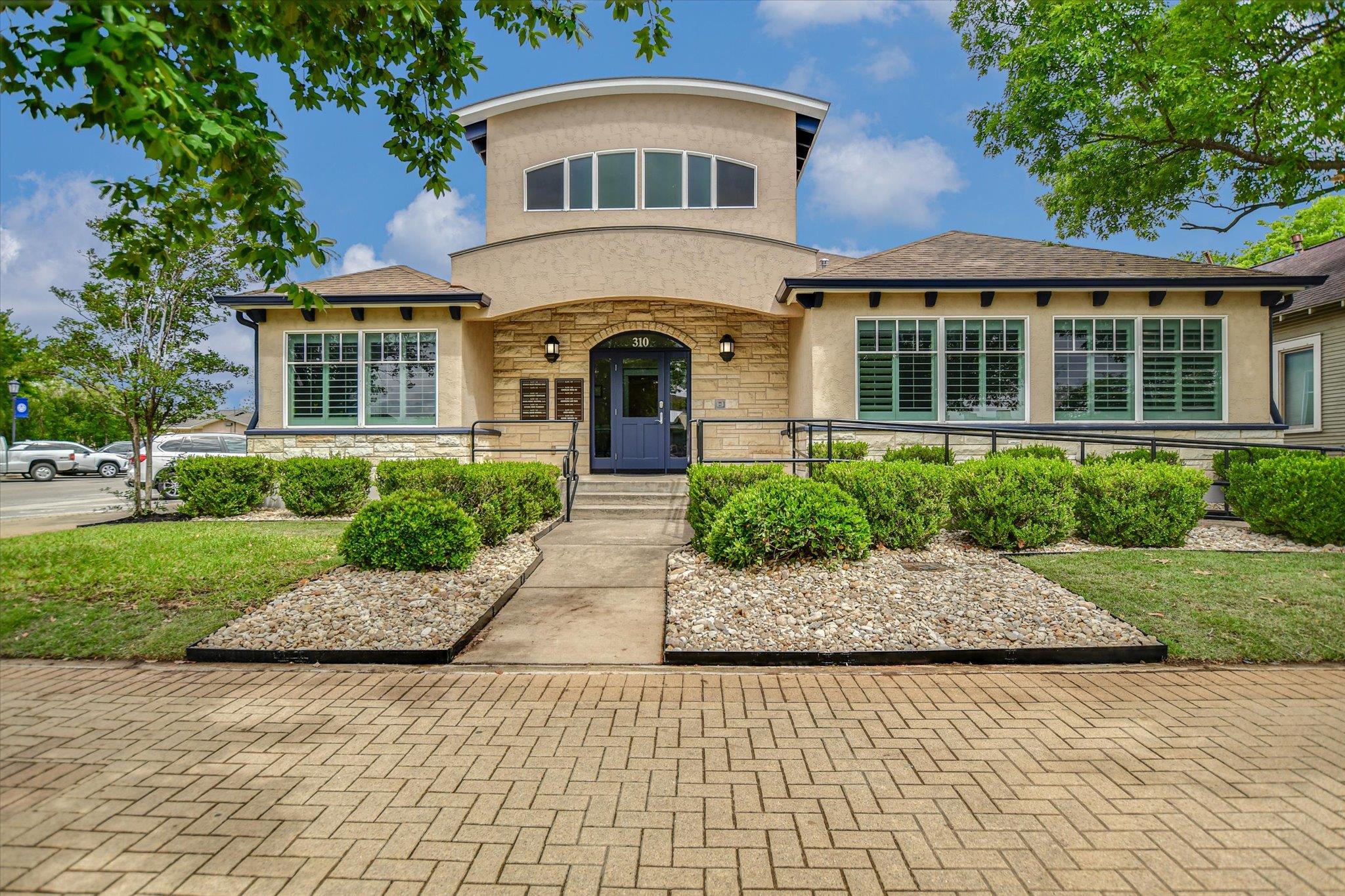 310 W Main St # 101, Round Rock, TX 78664