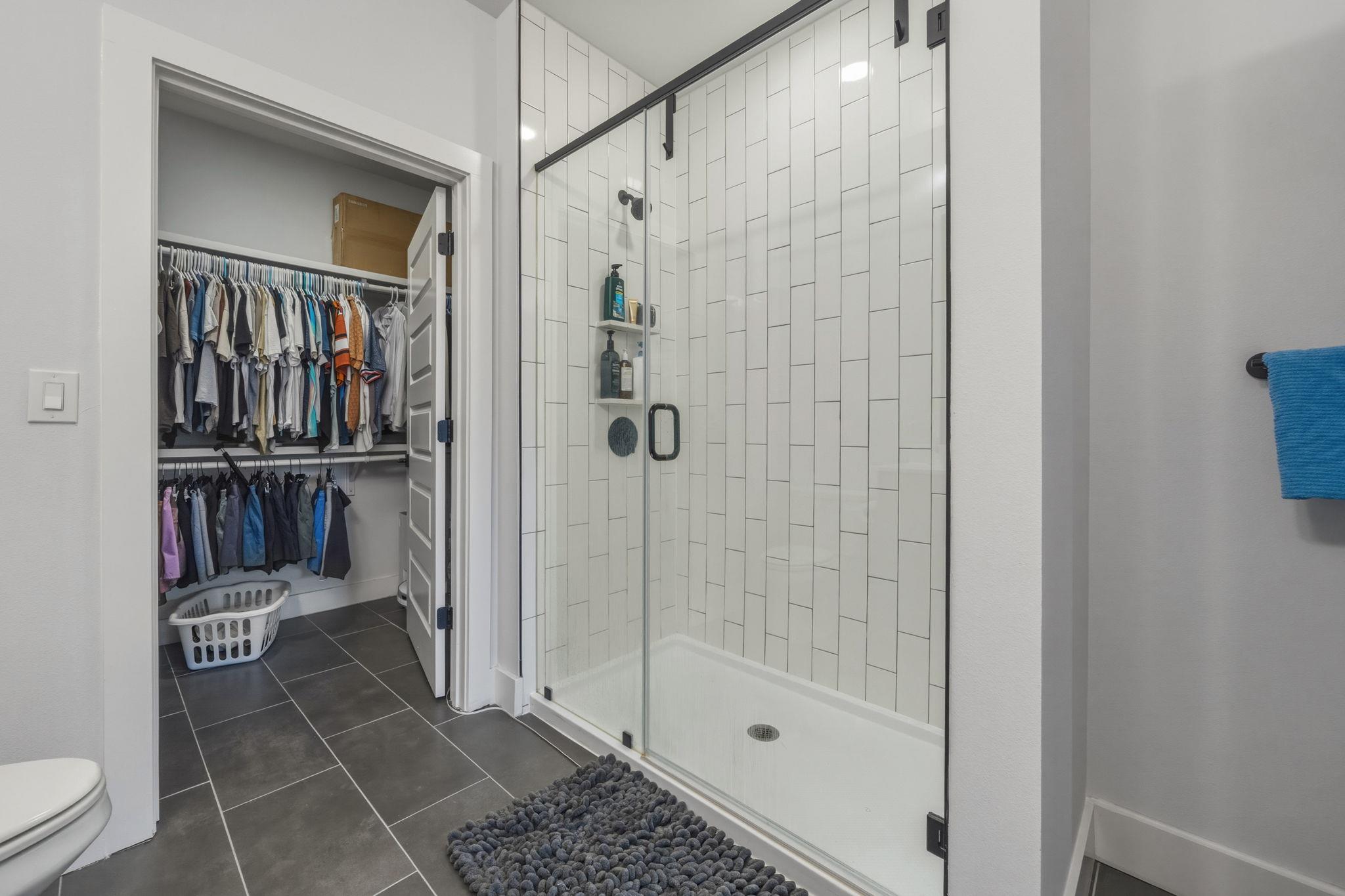 2500 Longview St # 300, Austin, TX 78705