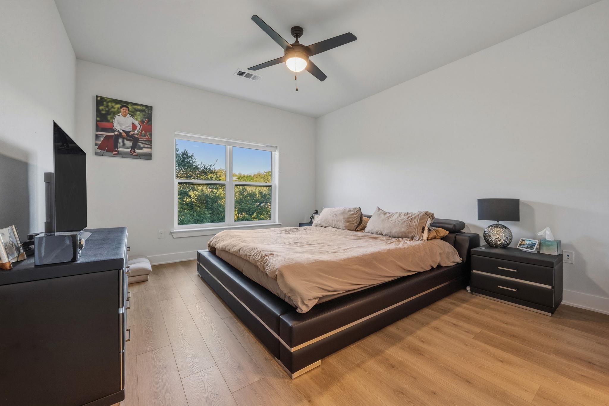 2500 Longview St # 300, Austin, TX 78705