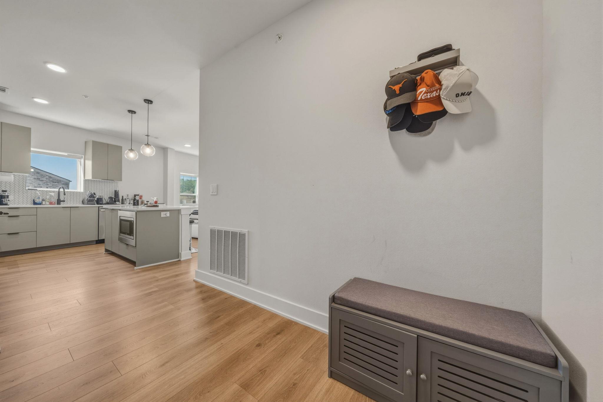 2500 Longview St # 300, Austin, TX 78705