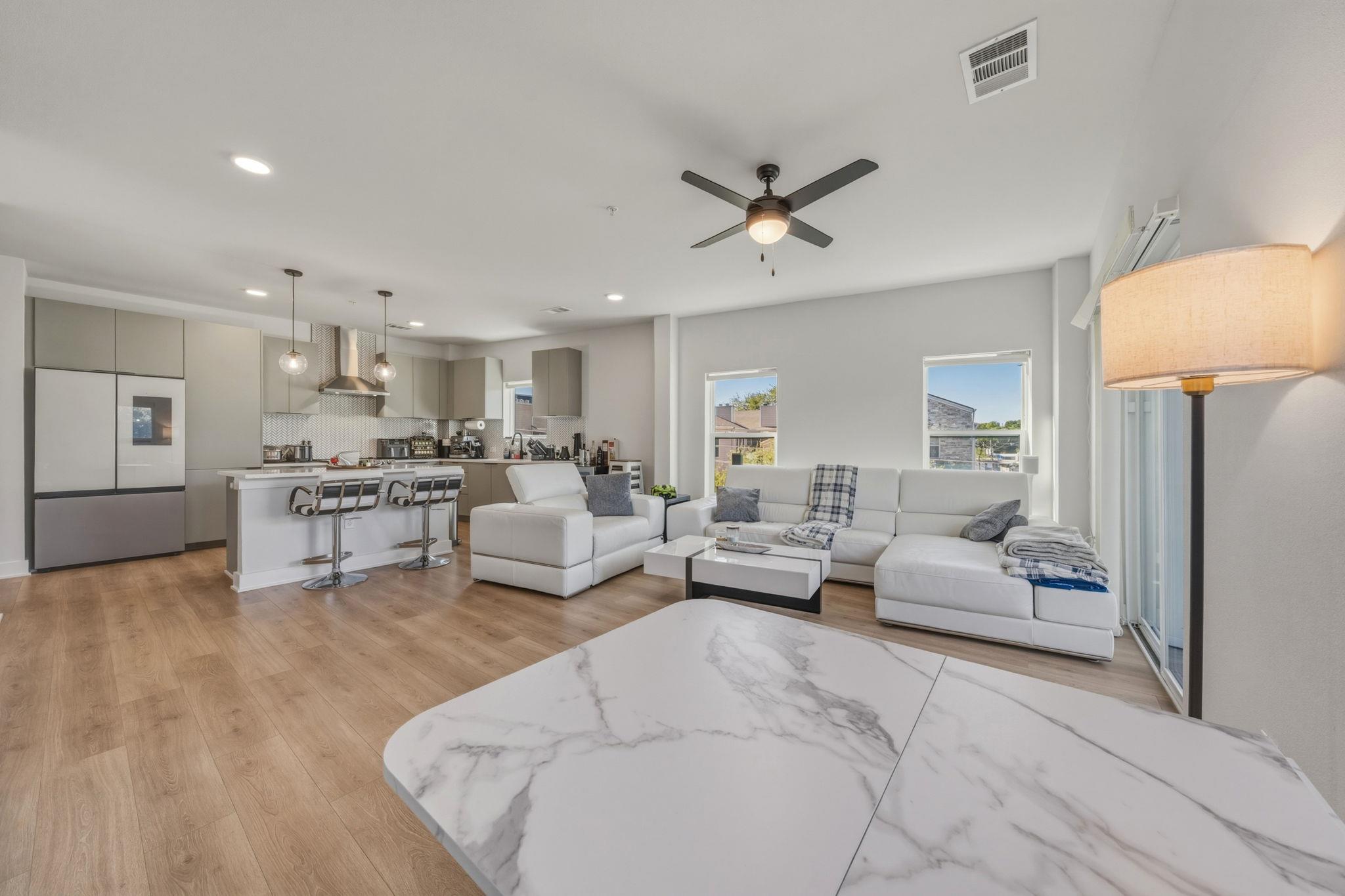 2500 Longview St # 300, Austin, TX 78705