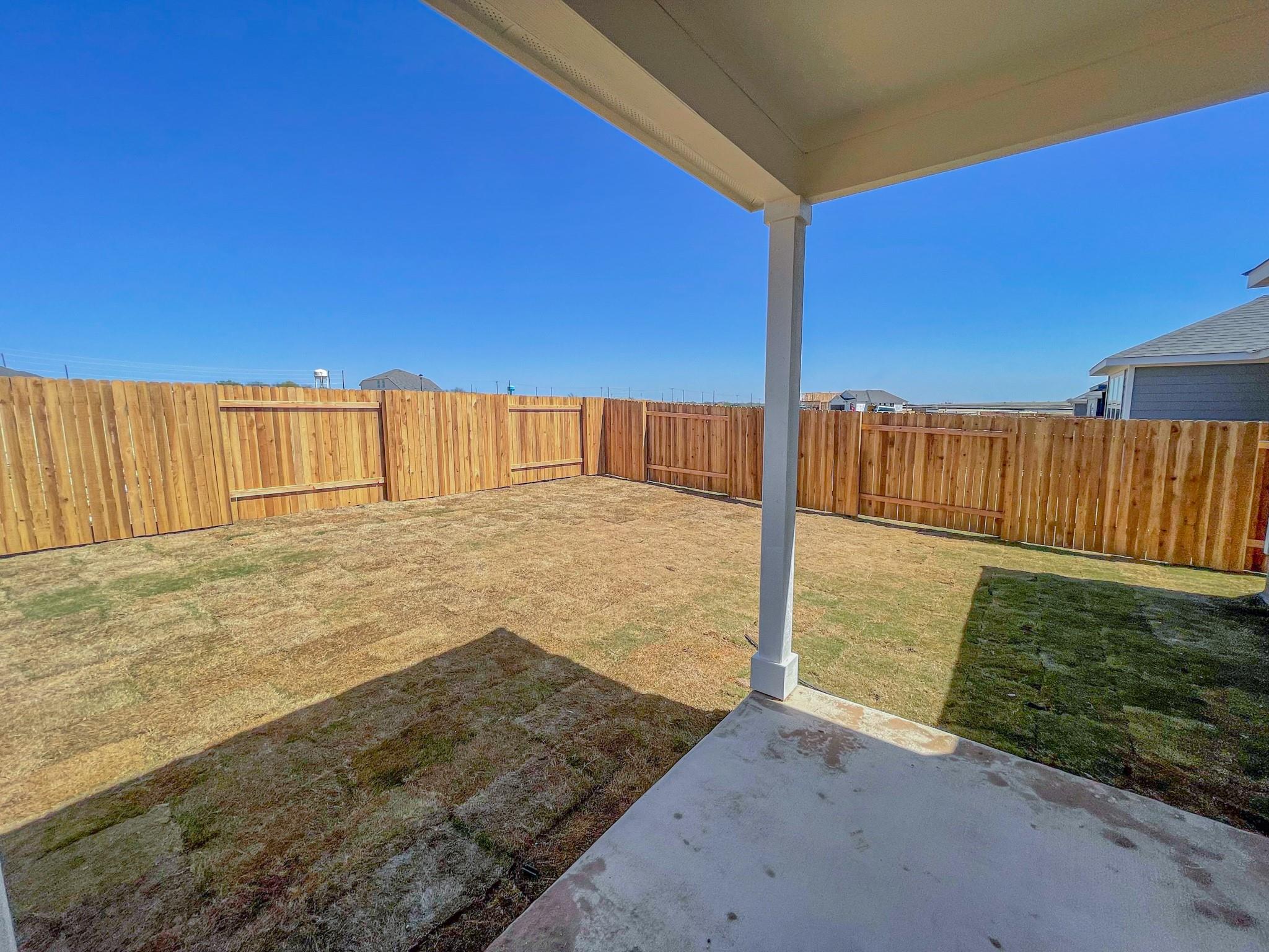 465 Unforgiven Ln, Jarrell, TX 76537