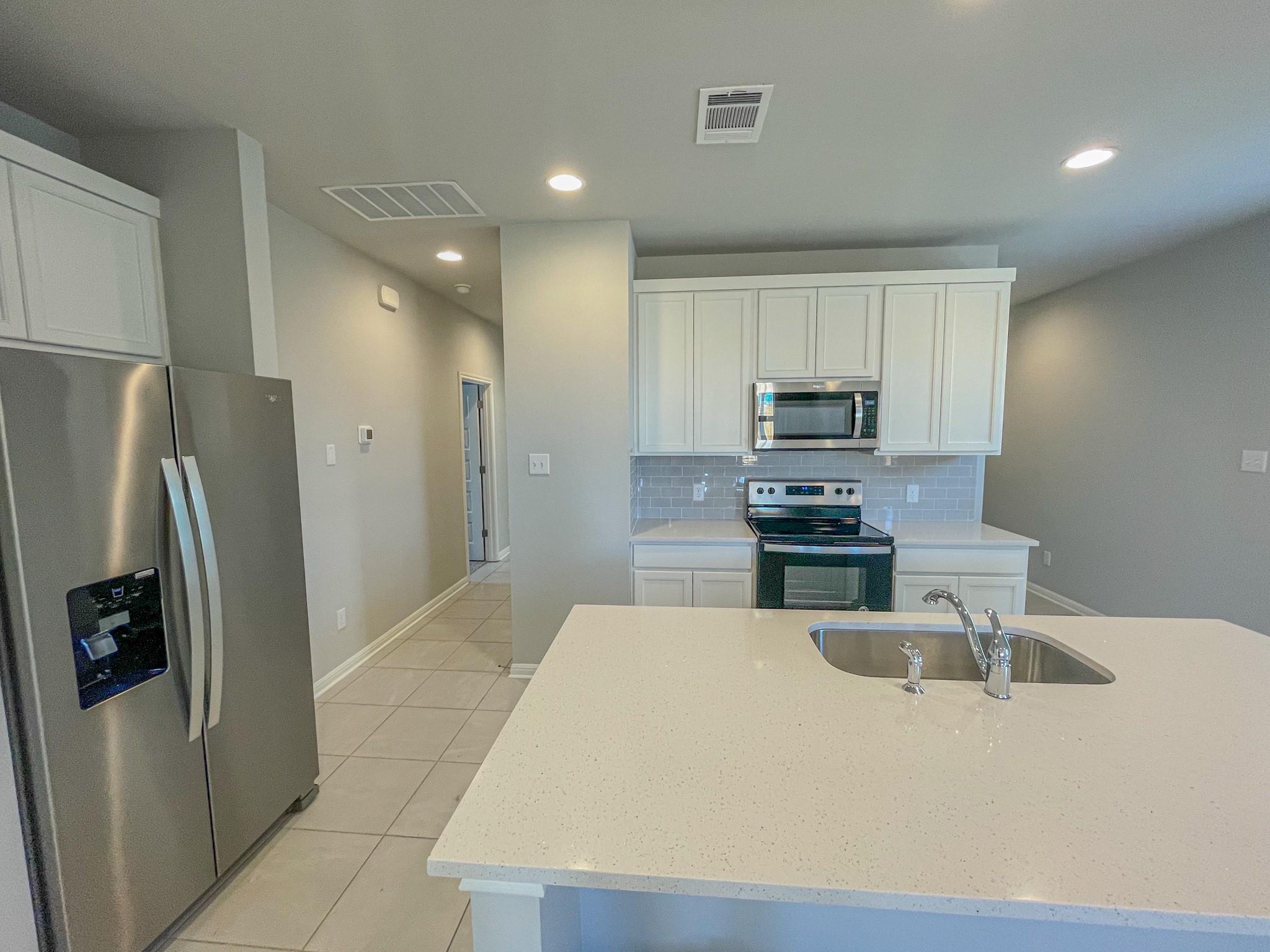 465 Unforgiven Ln, Jarrell, TX 76537