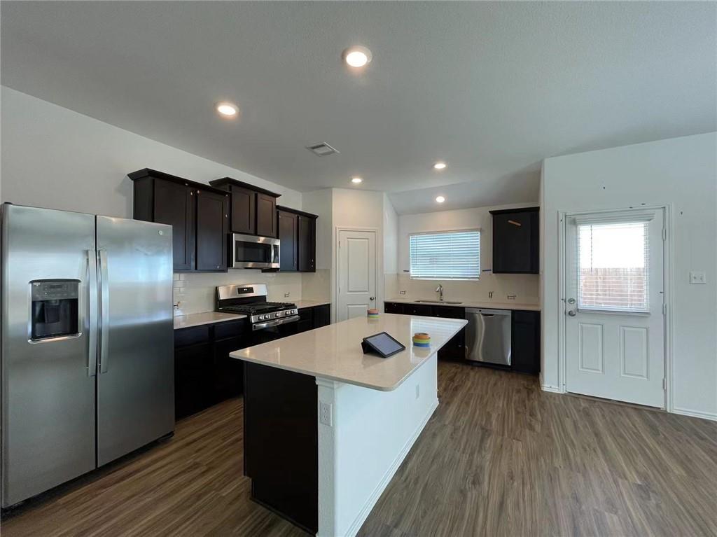 216 Arnage Dr, Hutto, TX 78634