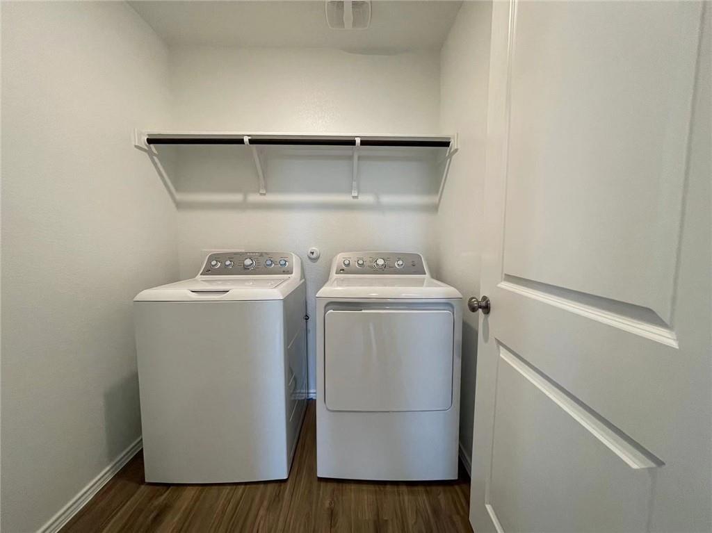 216 Arnage Dr, Hutto, TX 78634