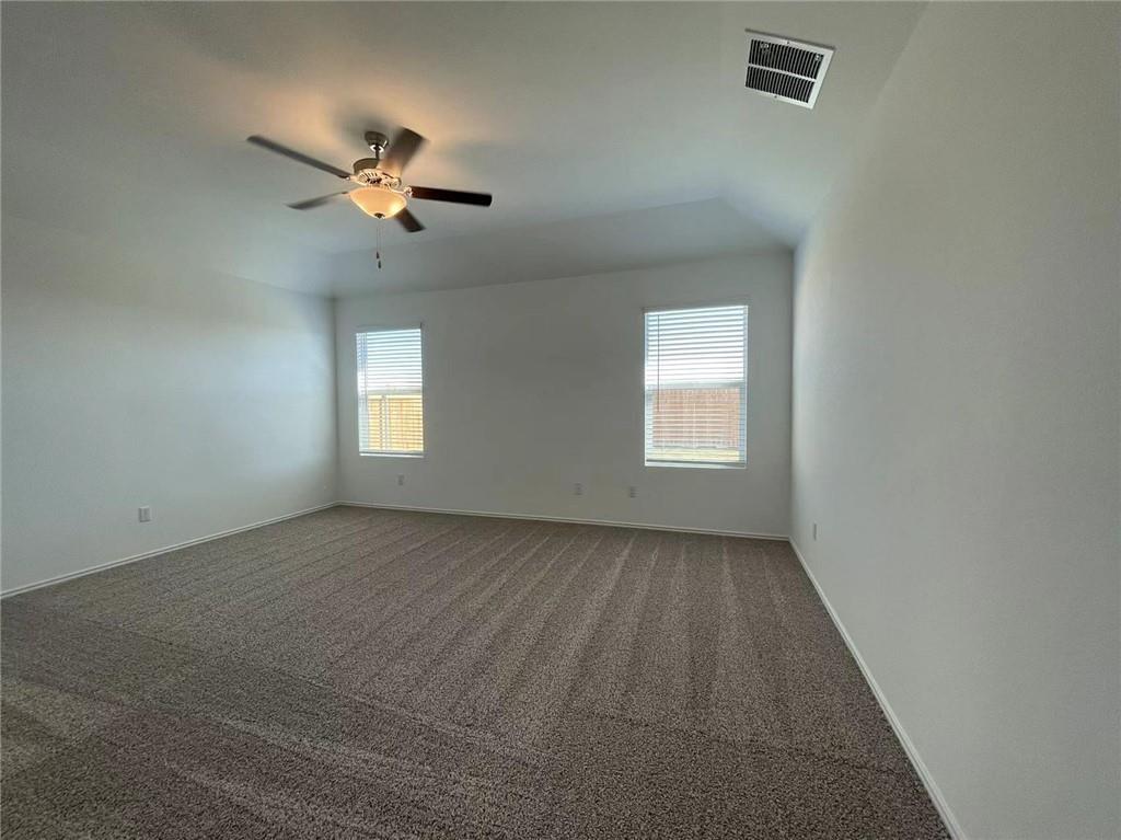 216 Arnage Dr, Hutto, TX 78634