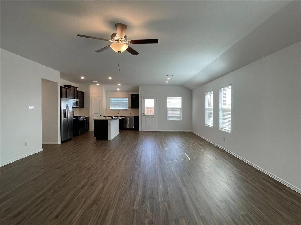 216 Arnage Dr, Hutto, TX 78634