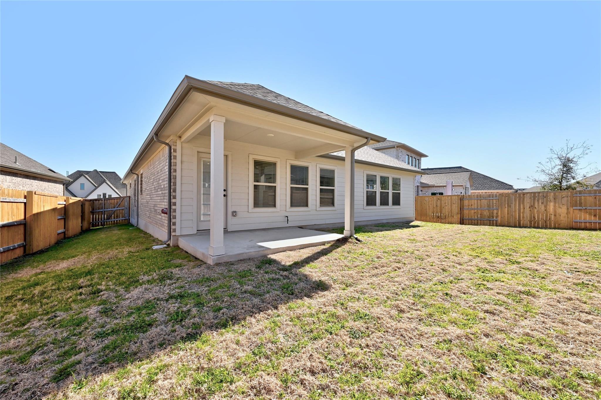 160 Fawn River Run, Kyle, TX 78640