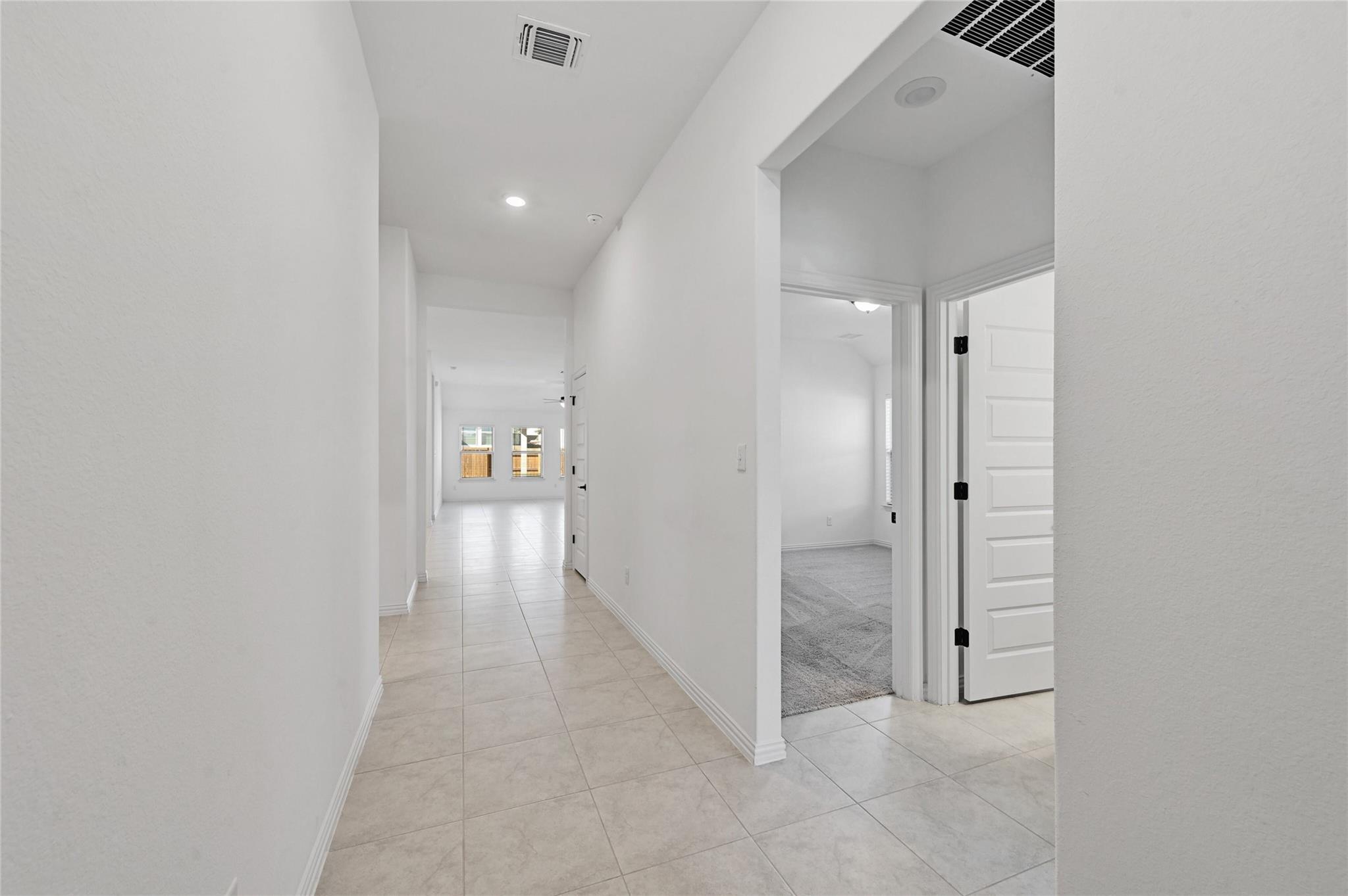 160 Fawn River Run, Kyle, TX 78640