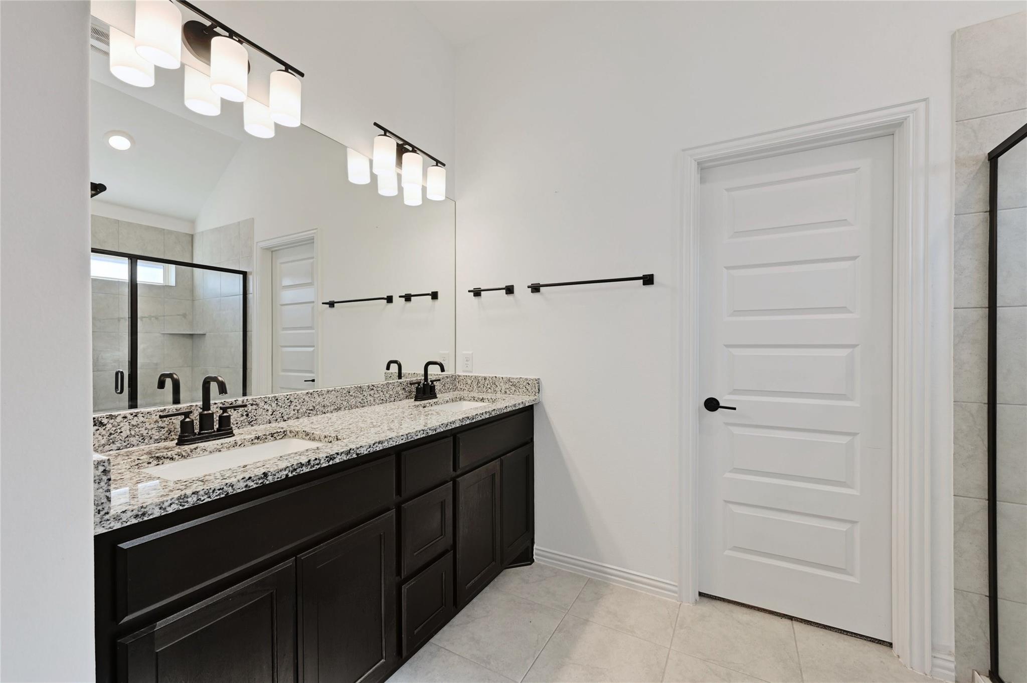 160 Fawn River Run, Kyle, TX 78640