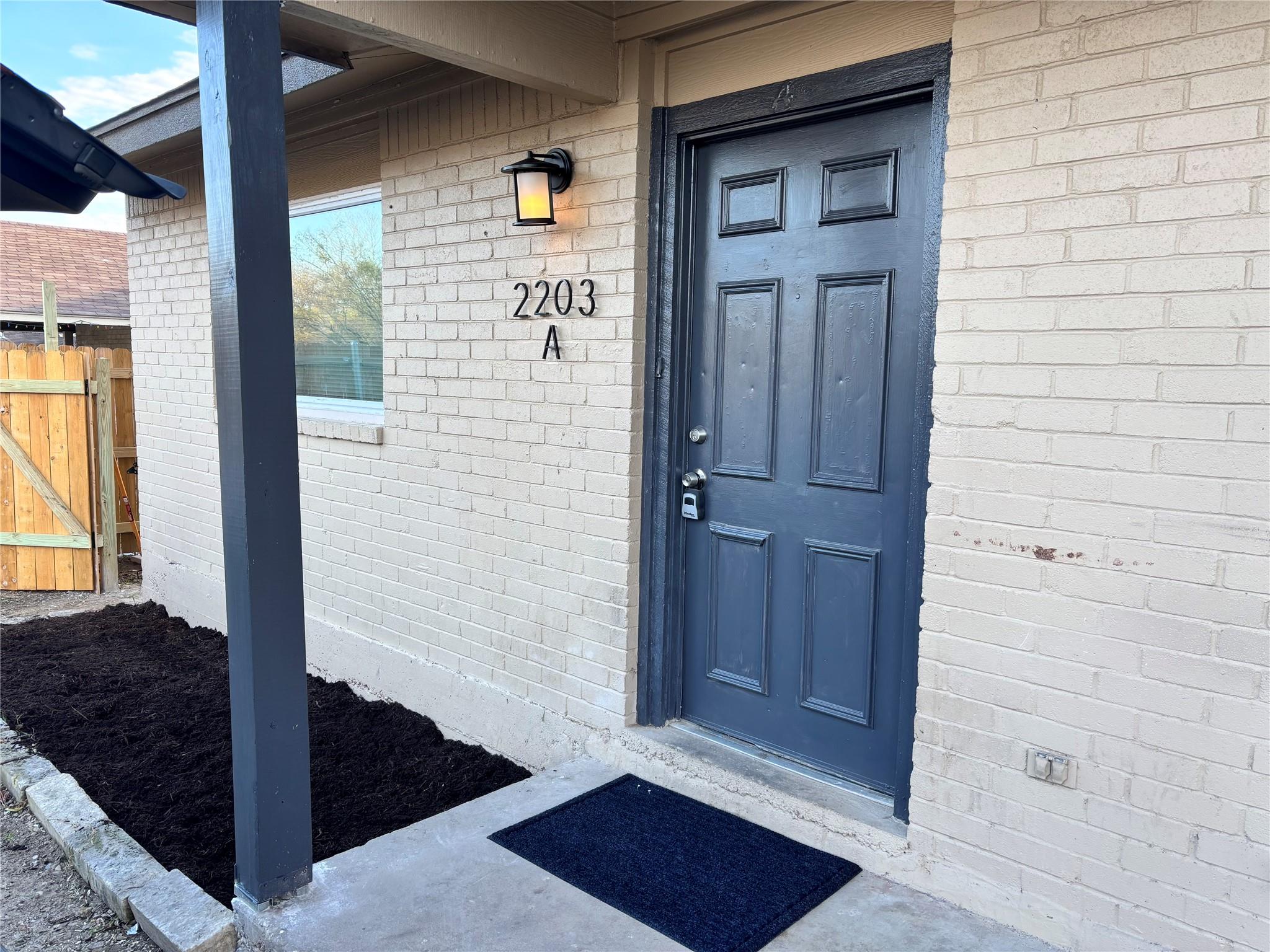 2203 Donahue Ln, Austin, TX 78744