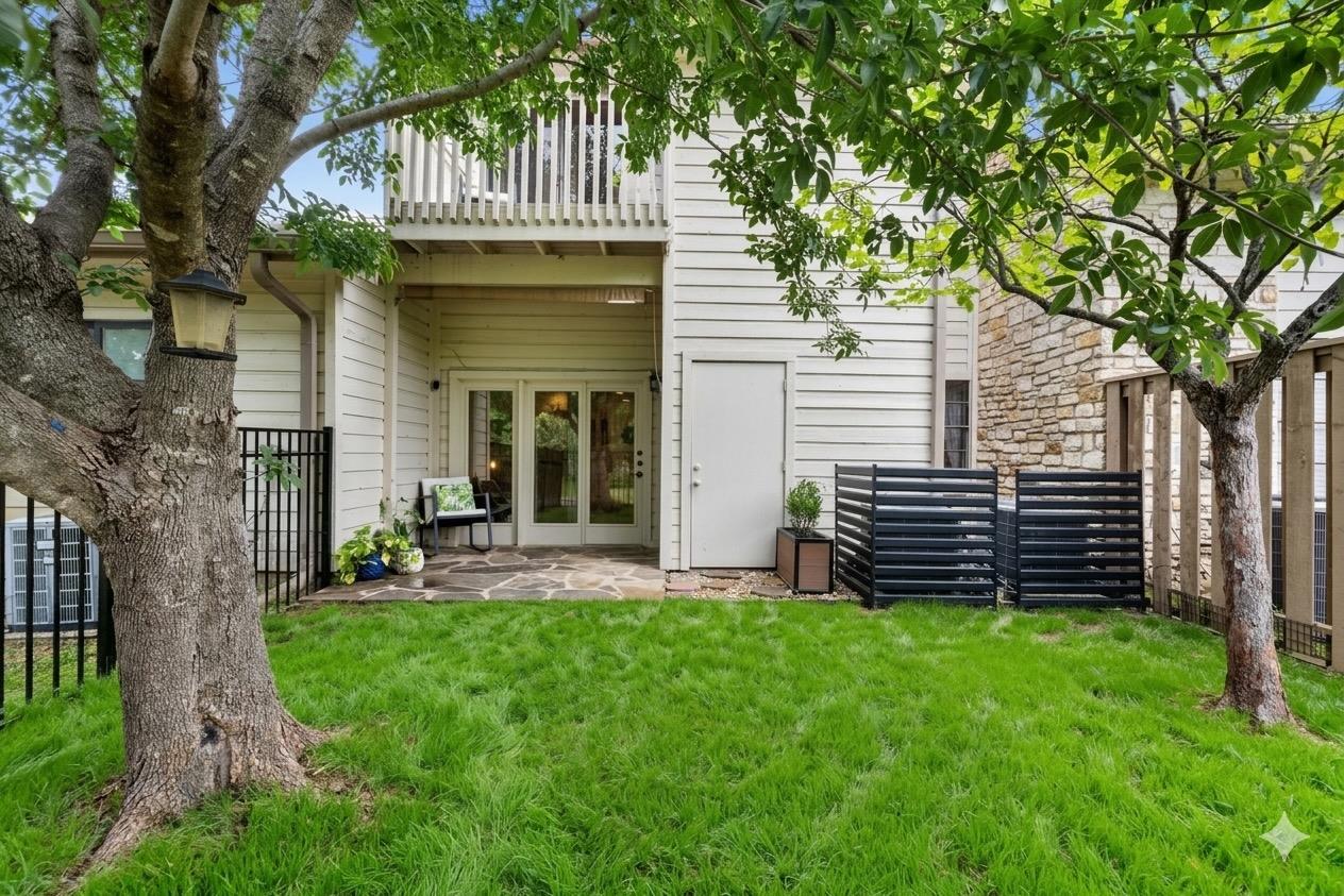 2201 Lakeway Blvd # 18, Lakeway, TX 78734