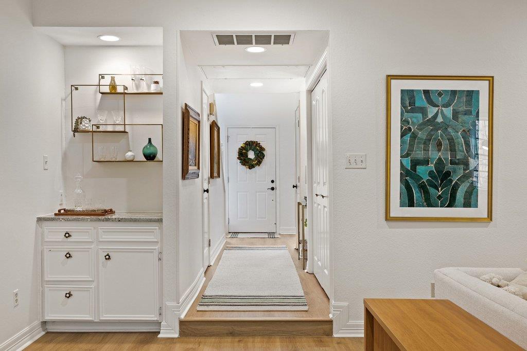 2201 Lakeway Blvd # 18, Lakeway, TX 78734