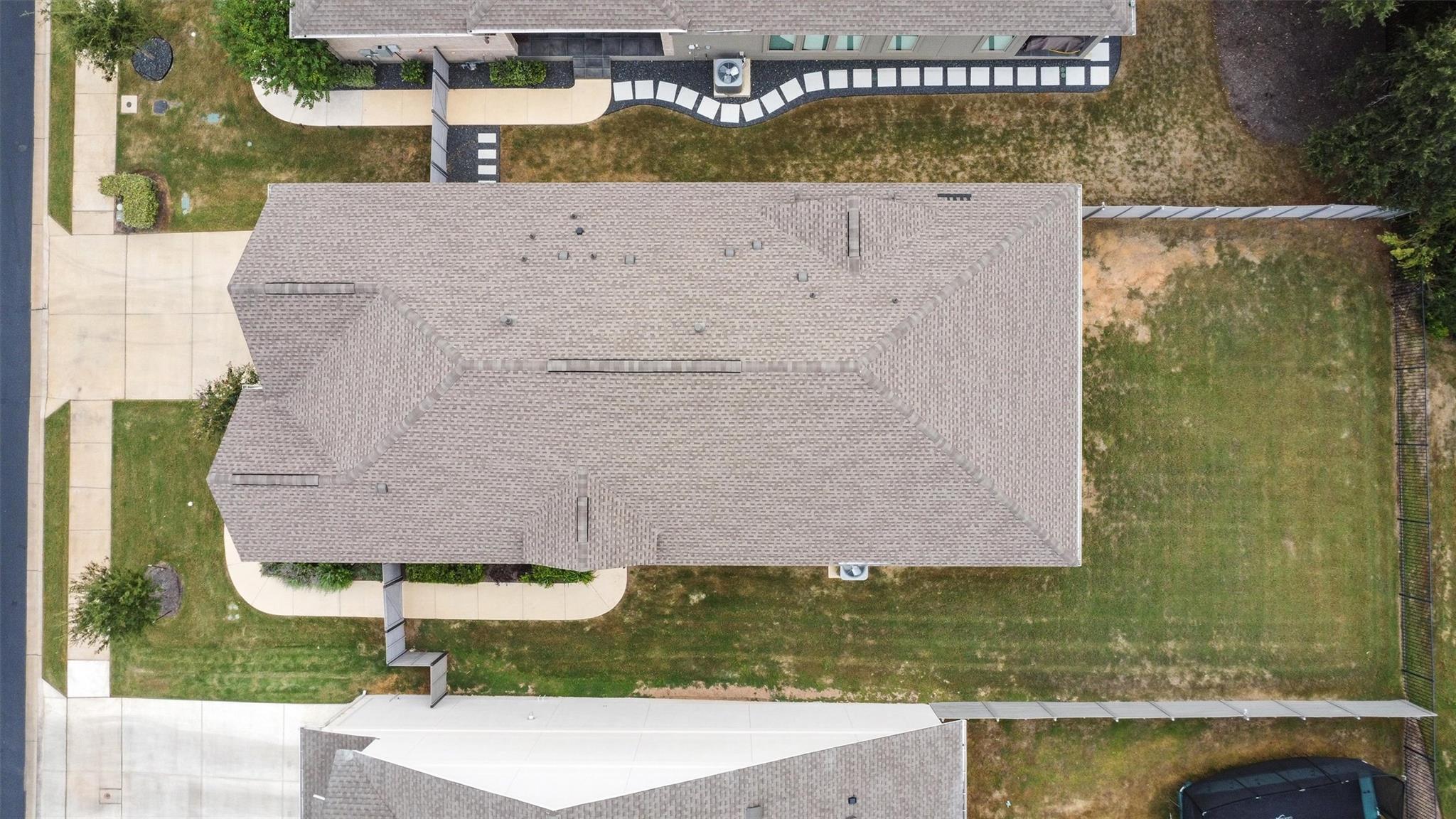 1122 Silver Dollar Trl, Georgetown, TX 78628