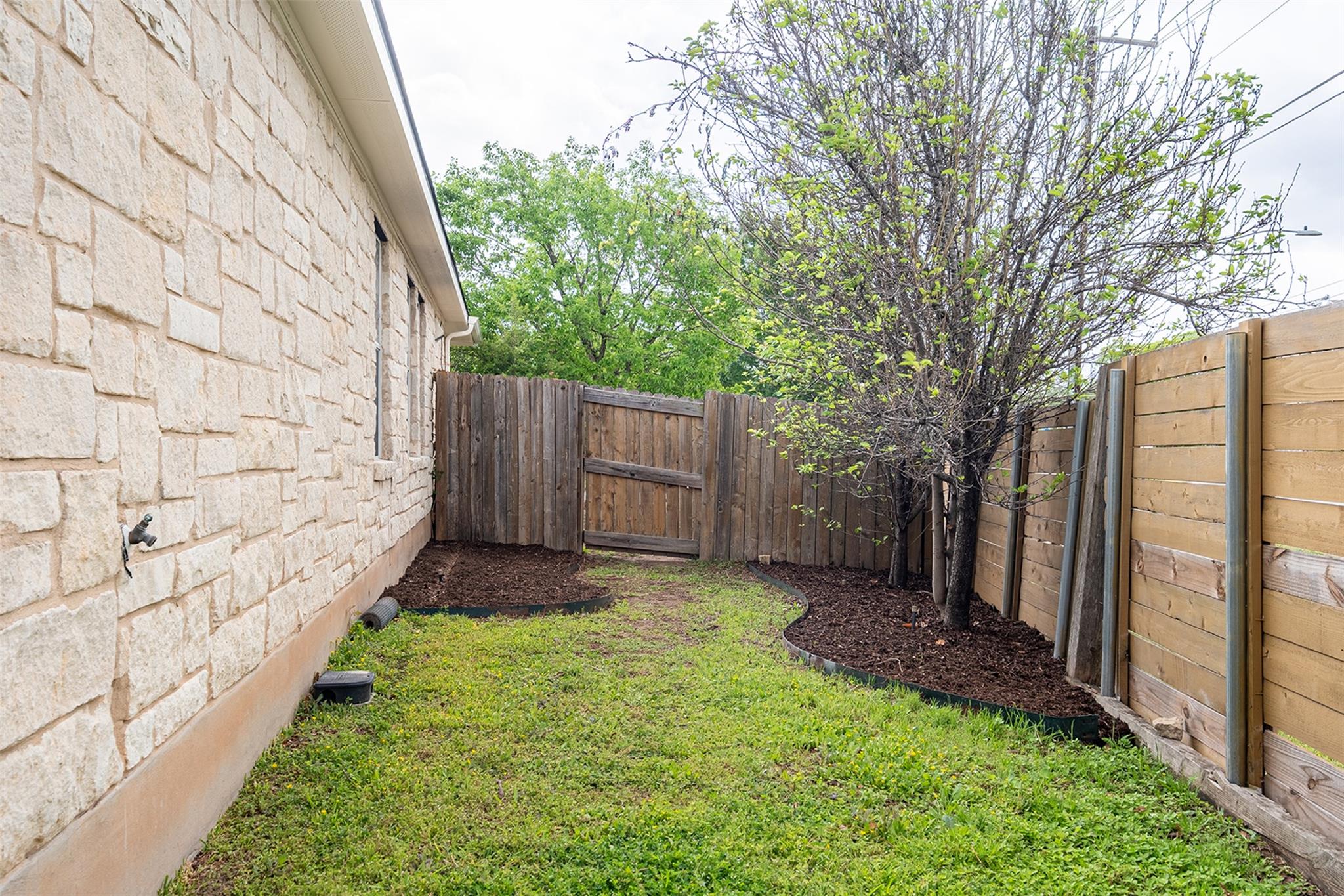 8528 Chick Pea Ln, Austin, TX 78748