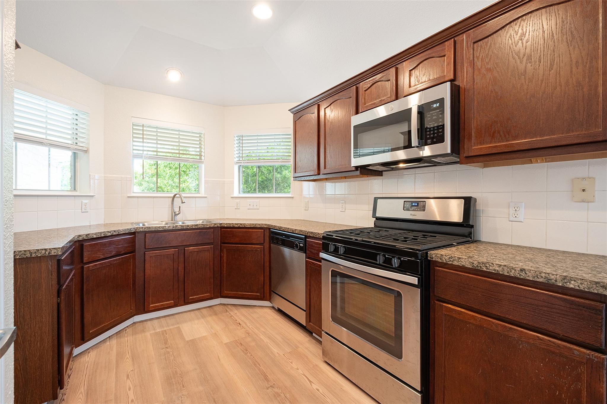 8528 Chick Pea Ln, Austin, TX 78748