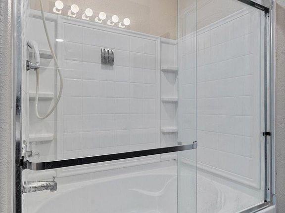 904 Lonesome Lilly Way, Pflugerville, TX 78660