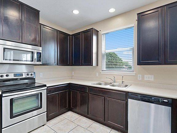 904 Lonesome Lilly Way, Pflugerville, TX 78660