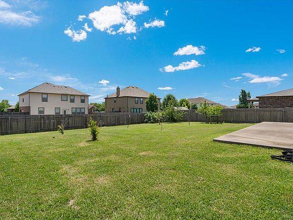 904 Lonesome Lilly Way, Pflugerville, TX 78660