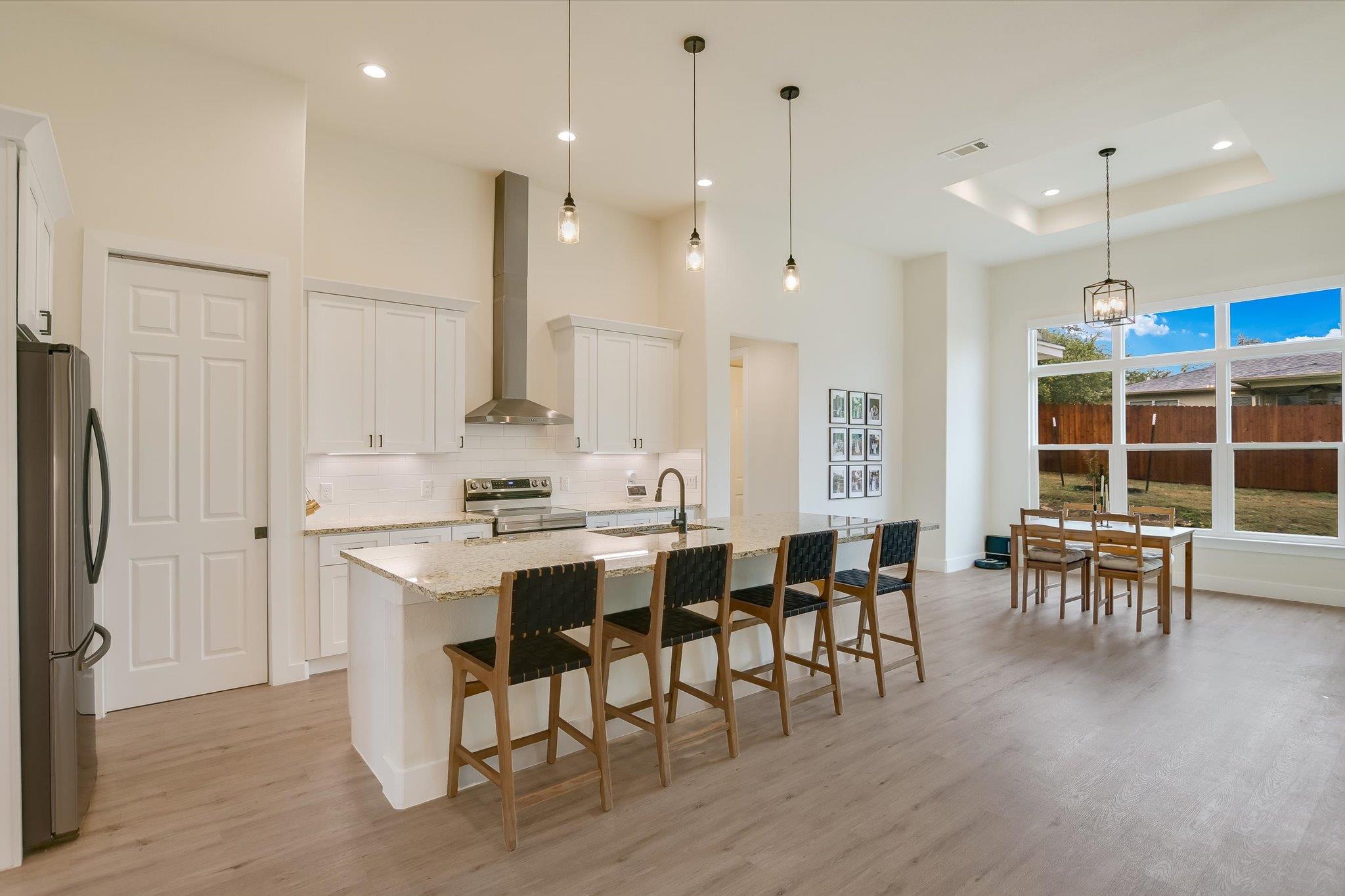 3704 Alamo Cv, Lago Vista, TX 78645