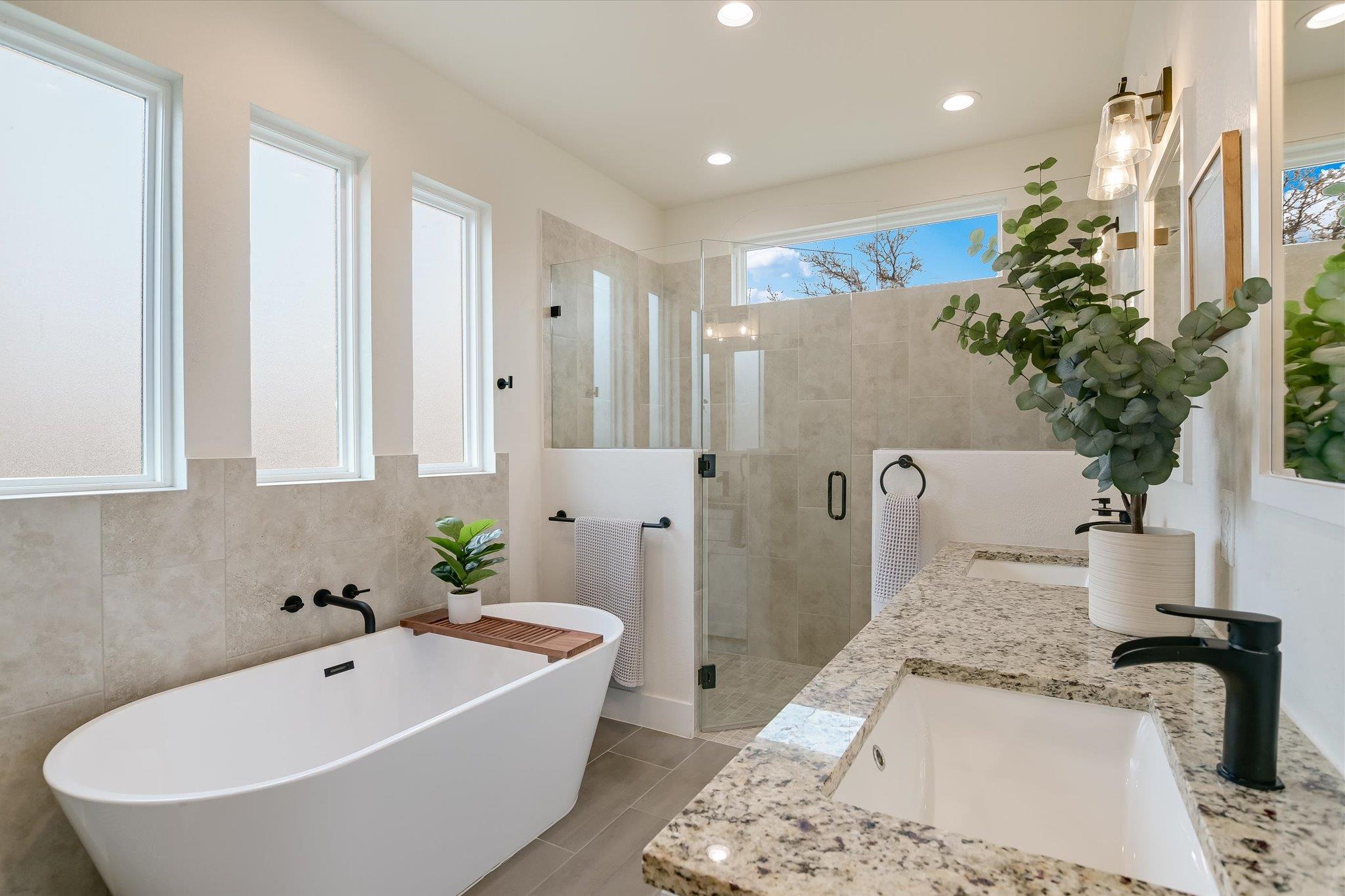 3704 Alamo Cv, Lago Vista, TX 78645