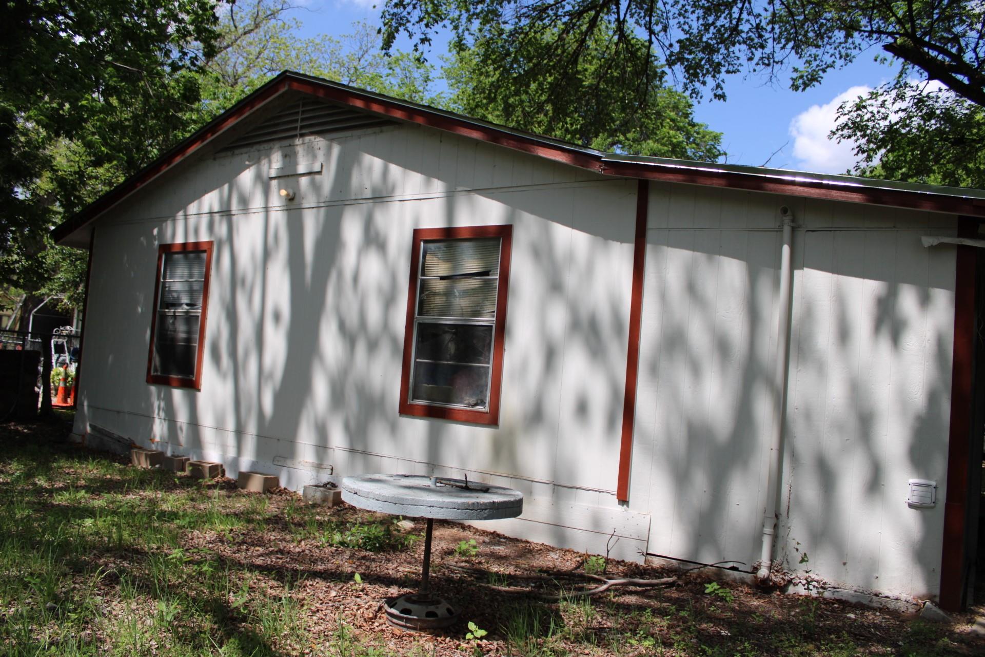 3017 Lyons Rd, Austin, TX 78702