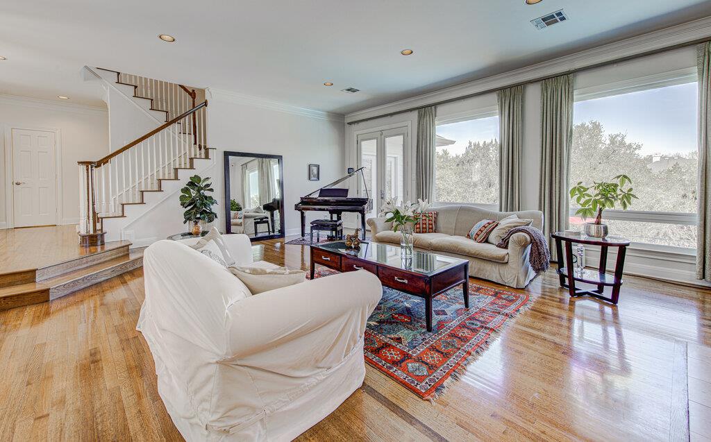 4800 Mantle Dr, Austin, TX 78746