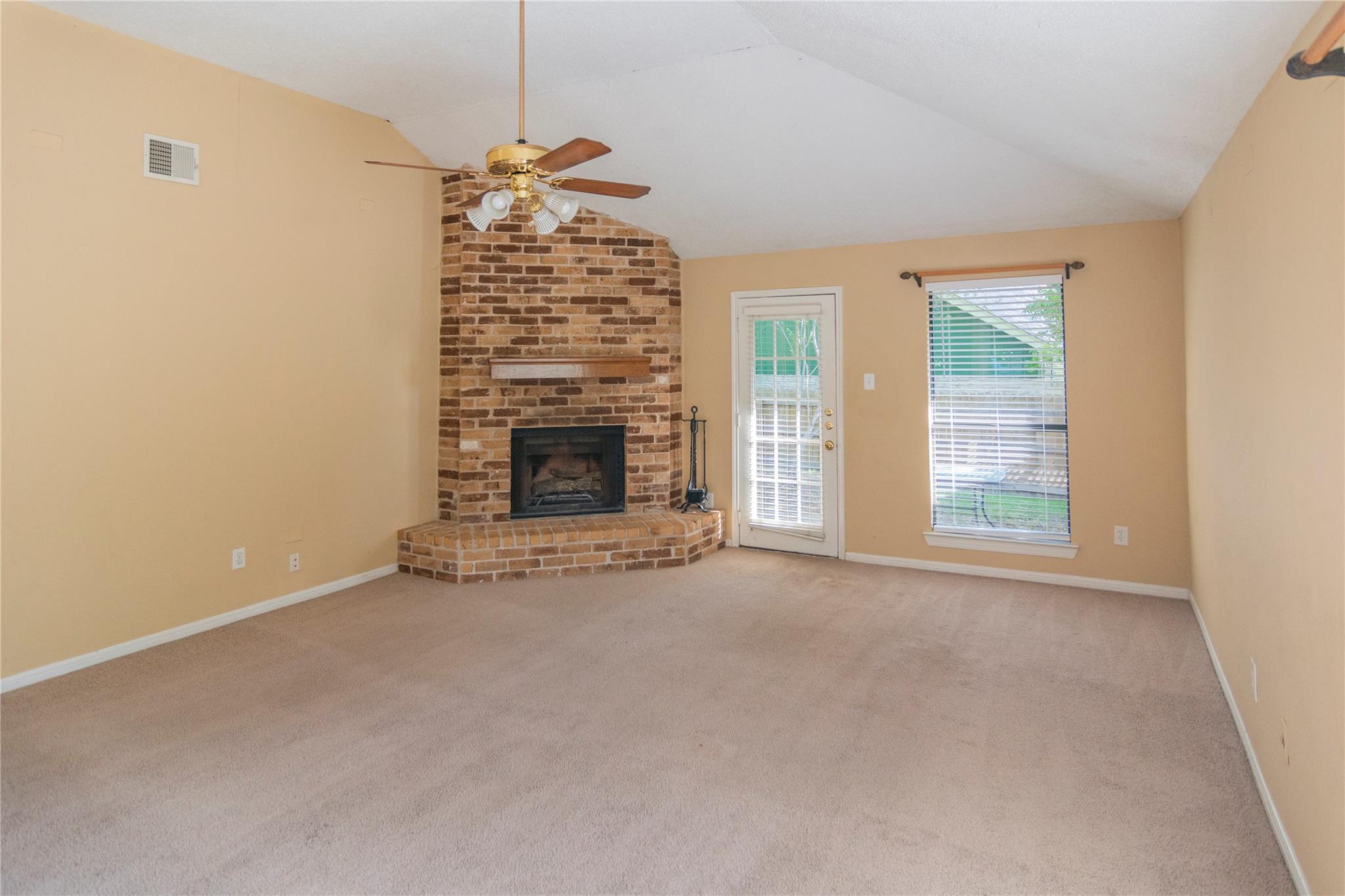 2200 MAPLE HOLLOW Trl, Austin, TX 78728