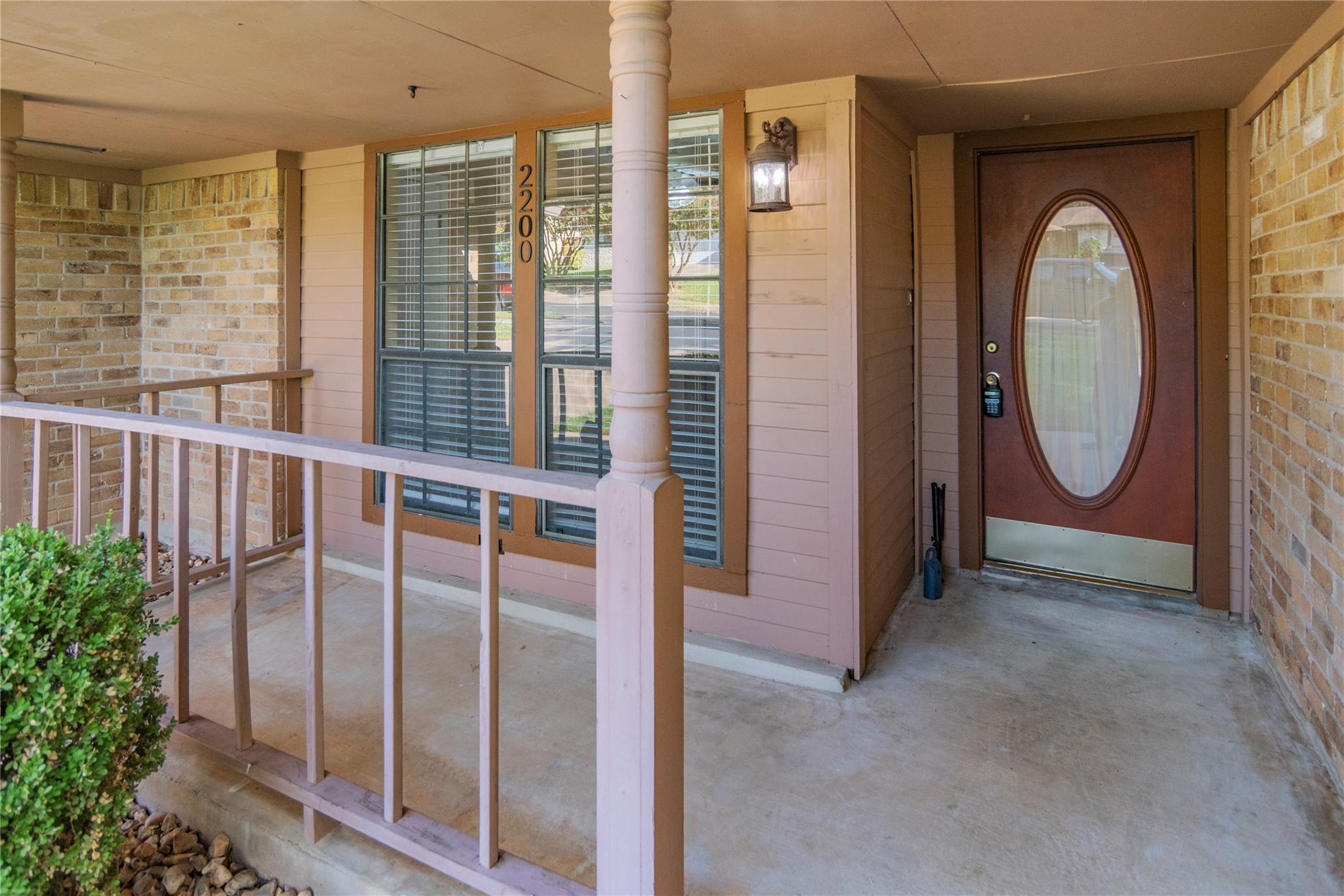 2200 MAPLE HOLLOW Trl, Austin, TX 78728