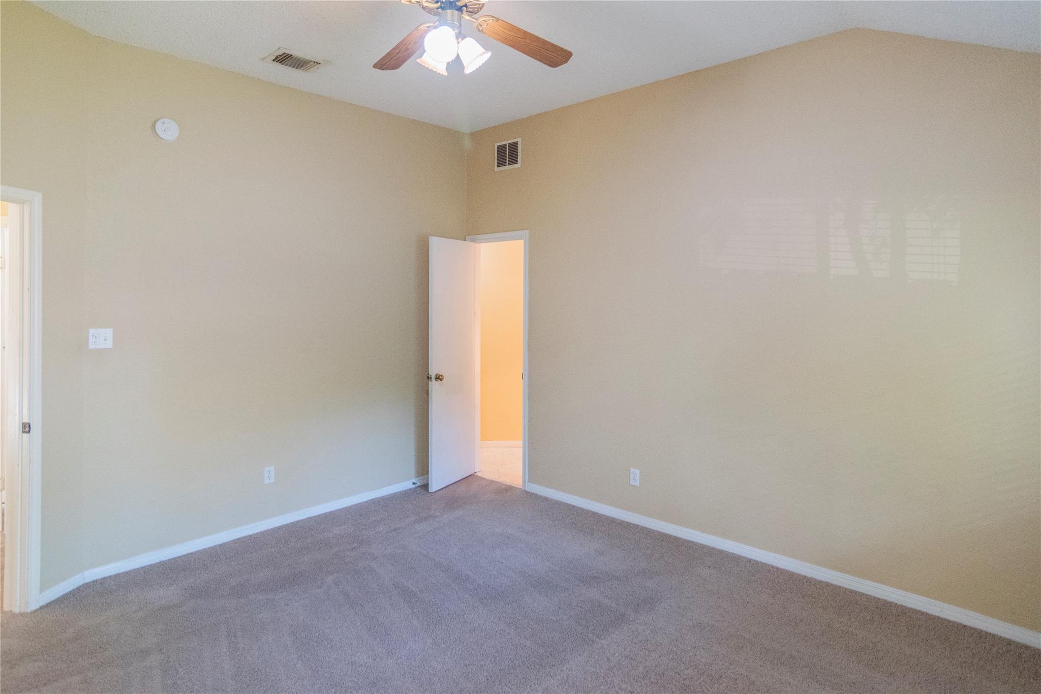 2200 MAPLE HOLLOW Trl, Austin, TX 78728