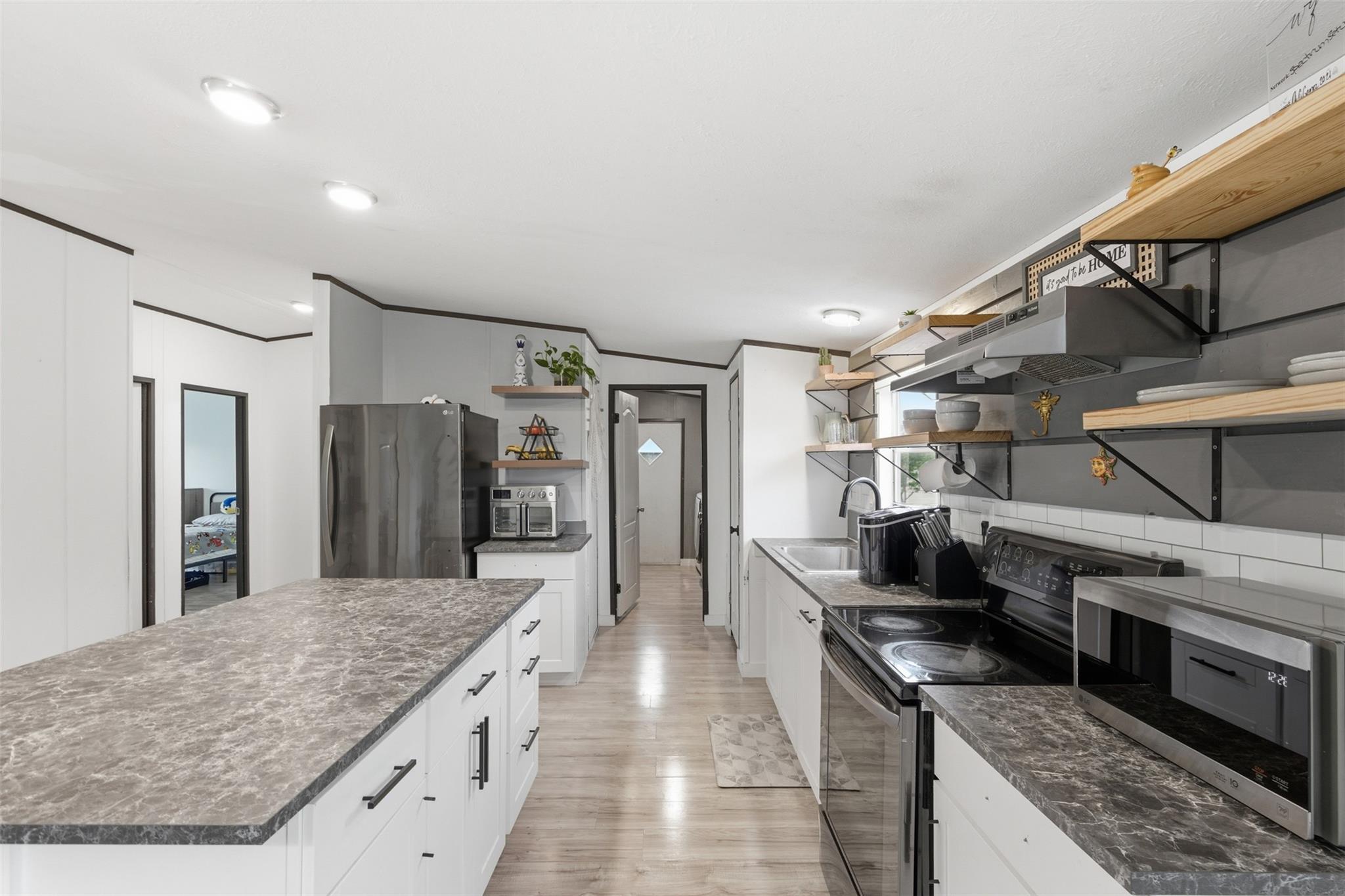 580 Railyard Dr, Kyle, TX 78640