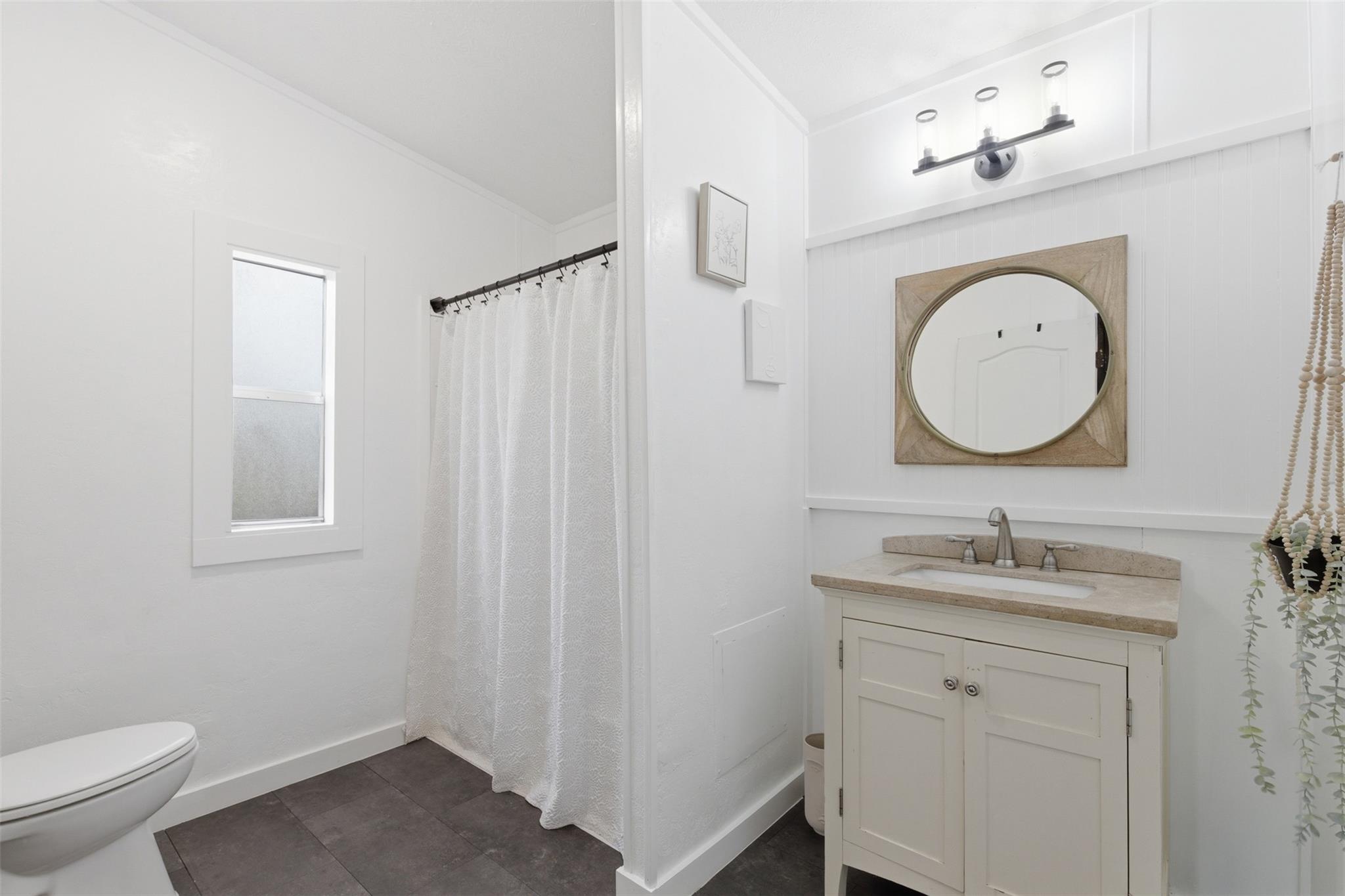 580 Railyard Dr, Kyle, TX 78640