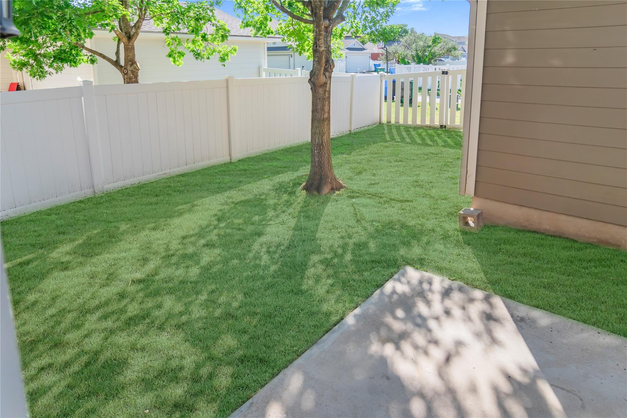 18532 Mammoth Cave Blvd # 2, Pflugerville, TX 78660