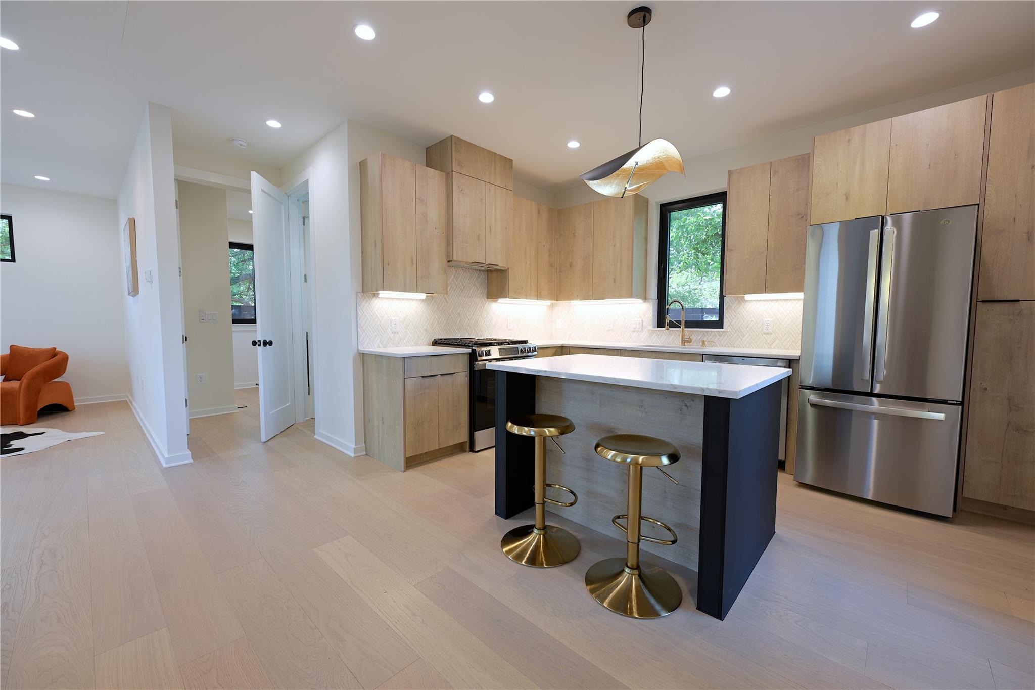 4410 Glomar Ave # 2, Austin, TX 78721