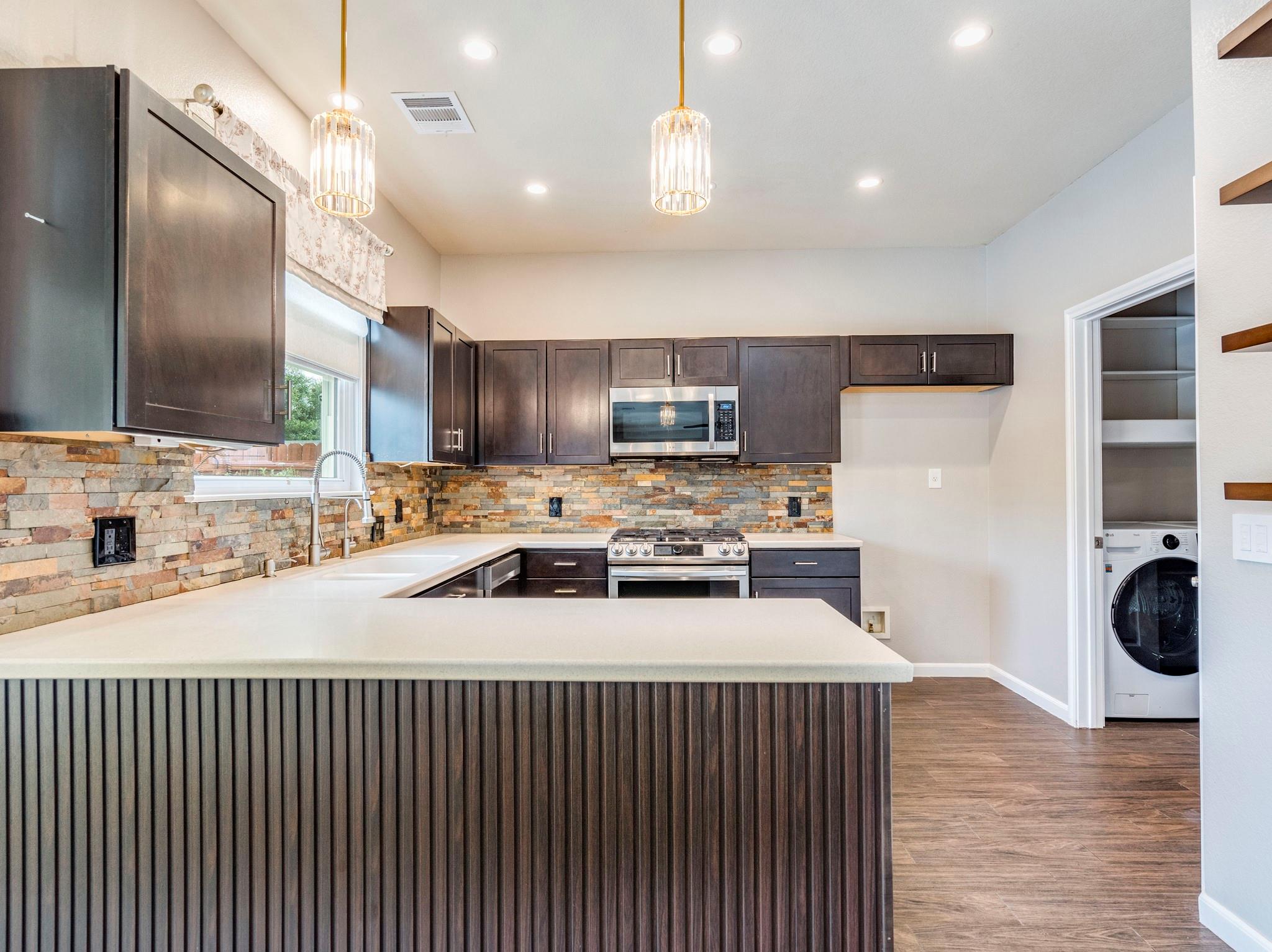 1608 War Horse Ln, Round Rock, TX 78664