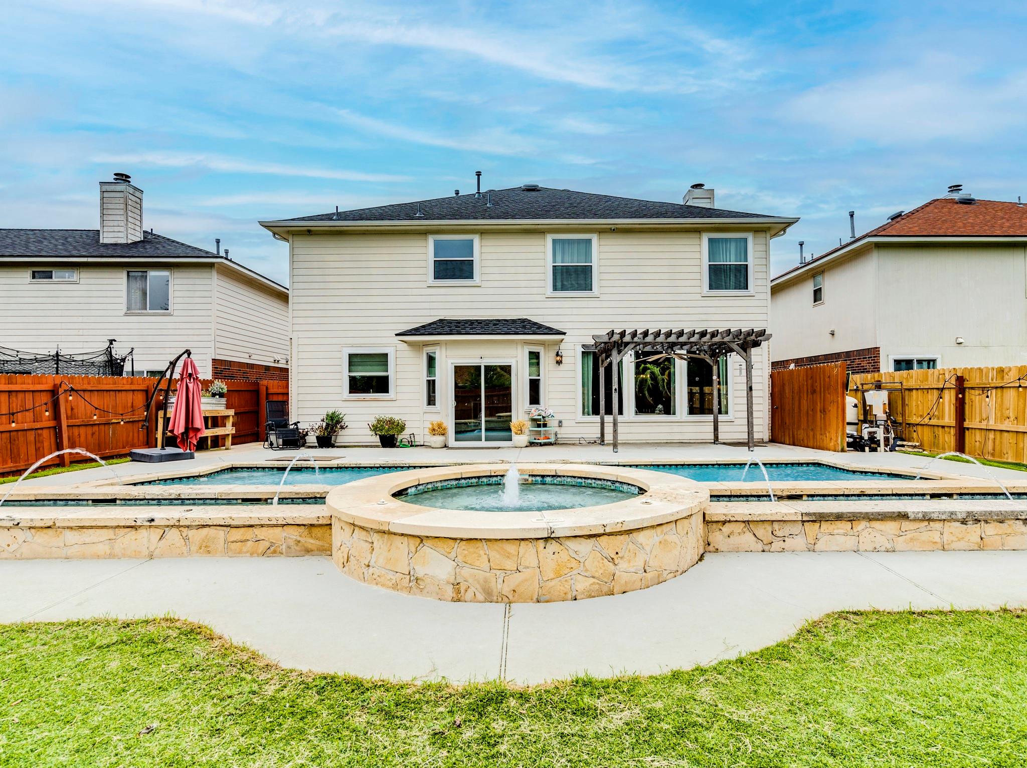 1608 War Horse Ln, Round Rock, TX 78664