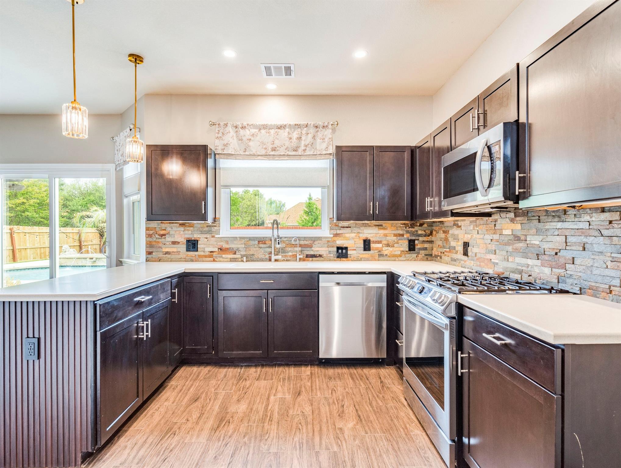 1608 War Horse Ln, Round Rock, TX 78664