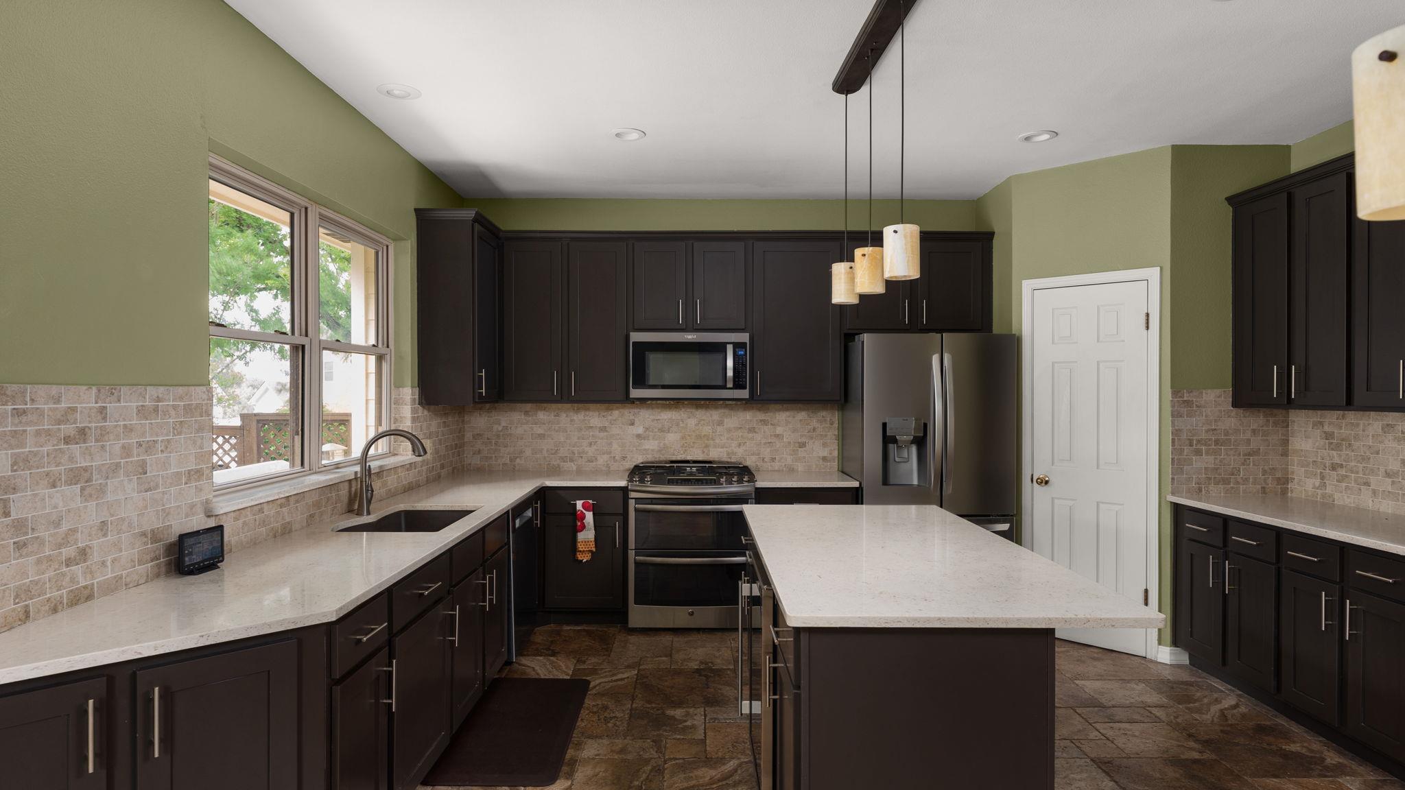 6305 THIRLMARE Ct, Austin, TX 78754